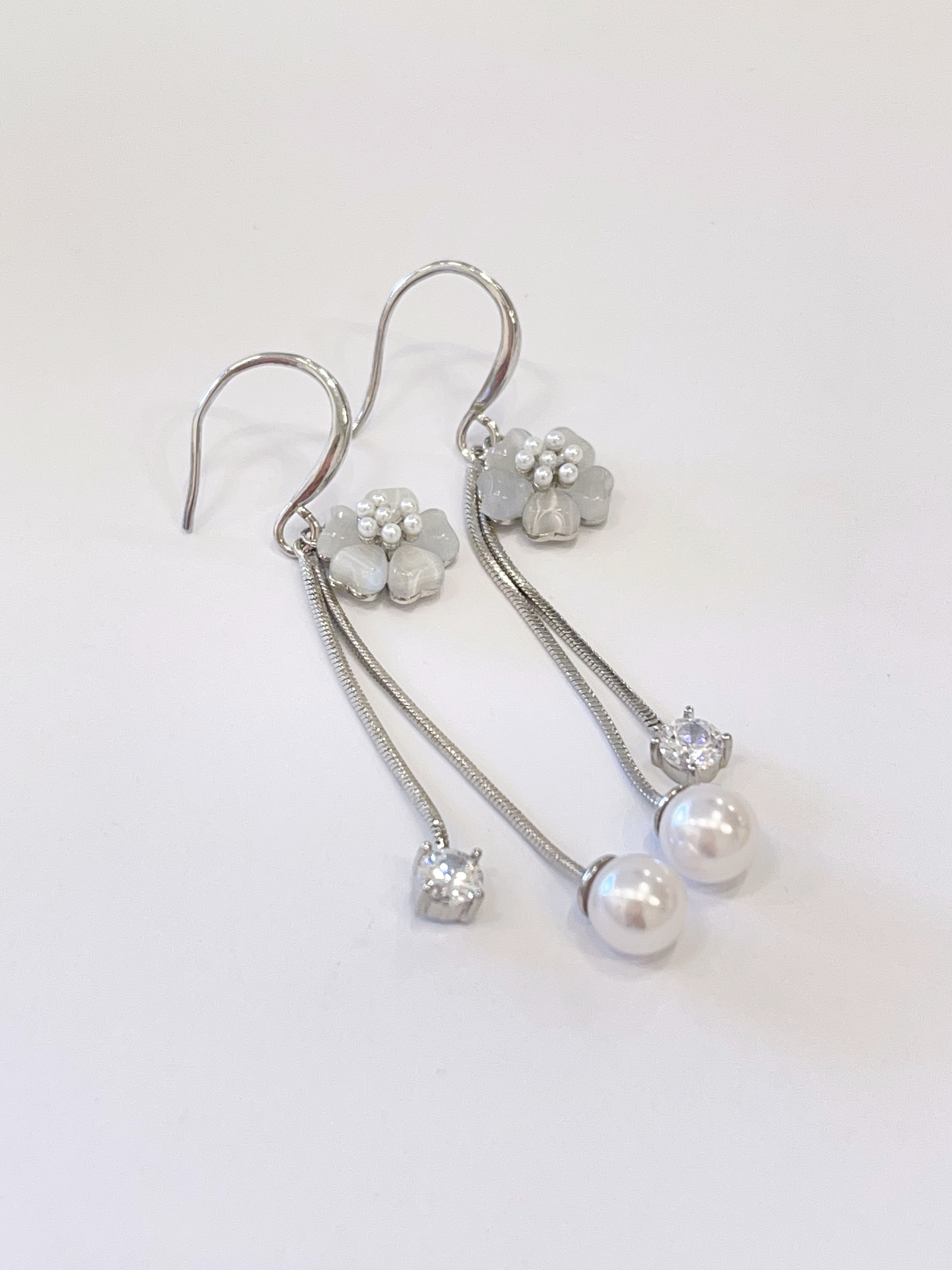 猫眼石小花瓣流苏耳环