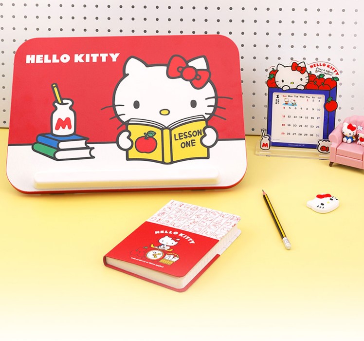 【預購】韓國直送 Sanrio Hello Kitty 閱讀架 