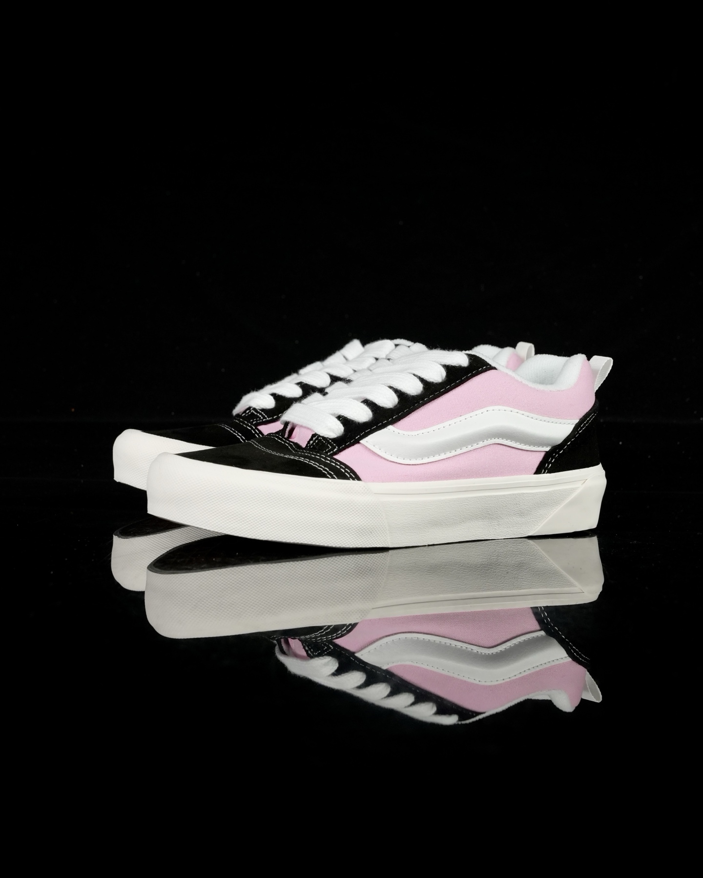 Vans Knu Skool