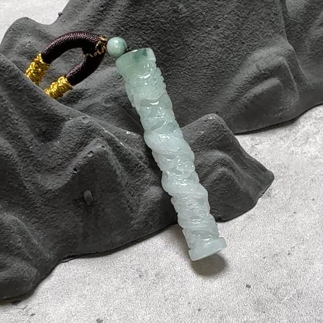 翡翠白玉飄花龍柱玉吊墜