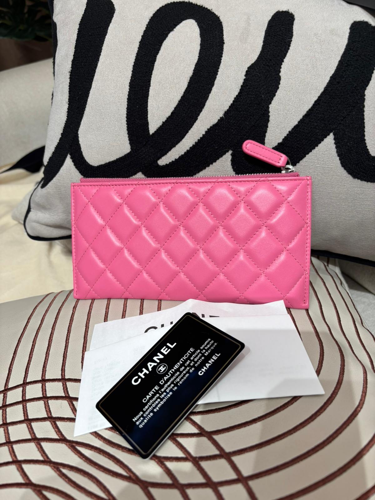 Chanel zip pouch A81462, 100%Authentic ,98%new ✅ 收據✅27card   