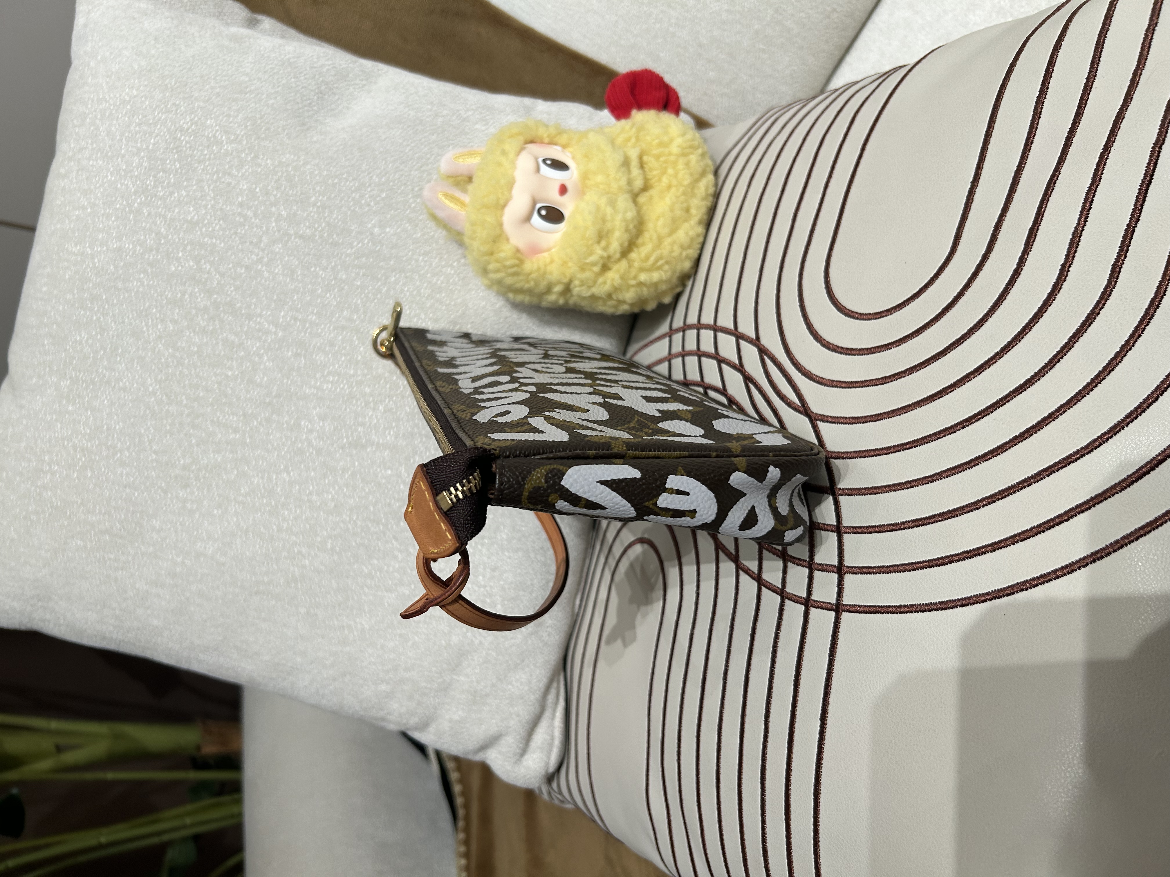 LV Stephen Sprouse Graffiti Pochette Bag 限量版 100%Authentic, 98%New ✅Dust Bag ✅Box