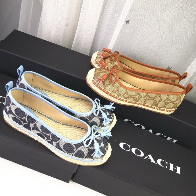 COACH淺口漁夫鞋$330對。