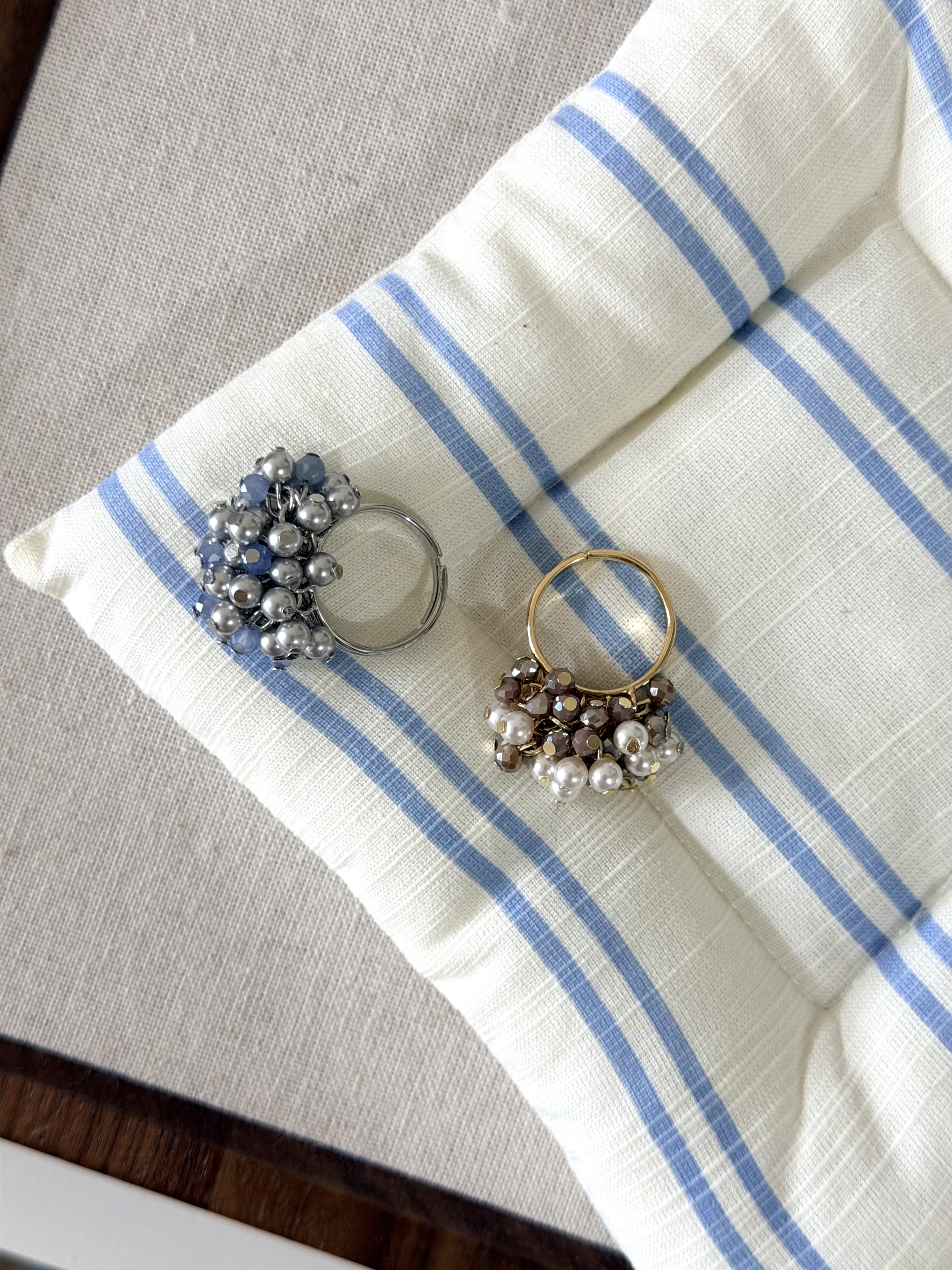 白珍珠小花球戒指/玫瑰粉x金色