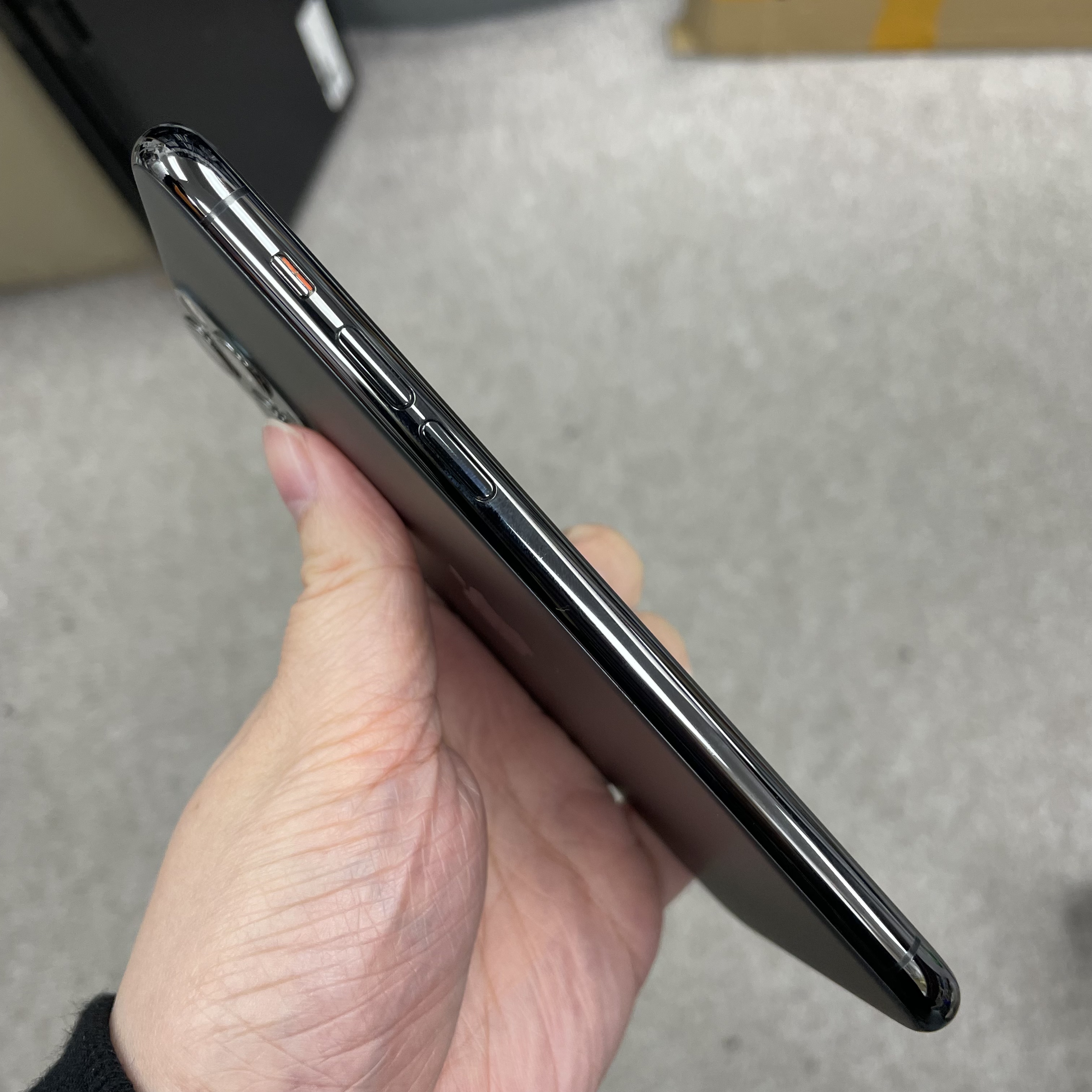 *5760 11 Pro 靚機 256GB 電98 黑色 black