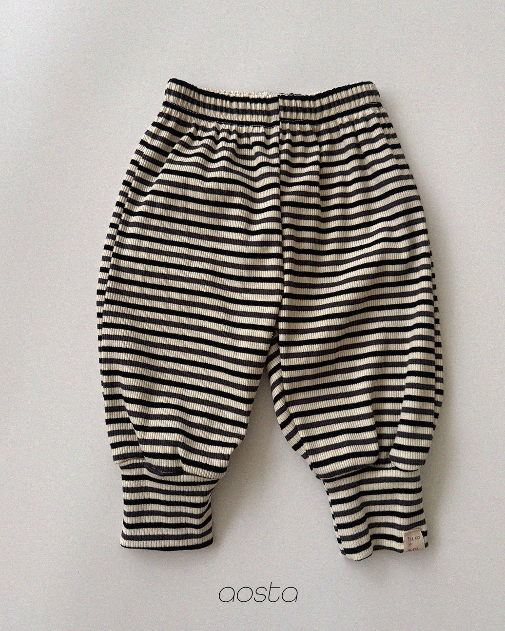 Aosta | [Crayon Pants]