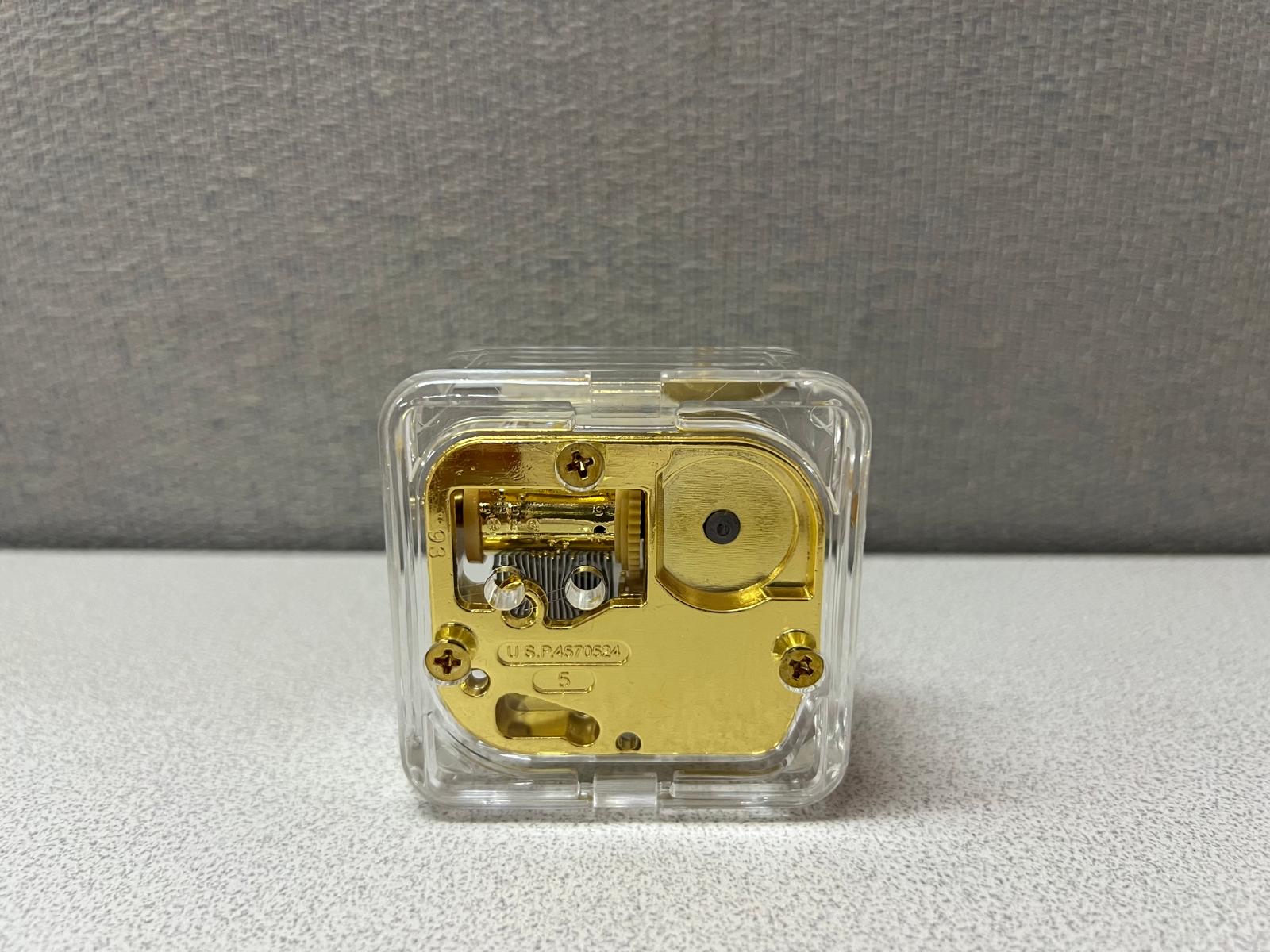 🎌日本直送🎌 Hello Kitty 透明音樂盒