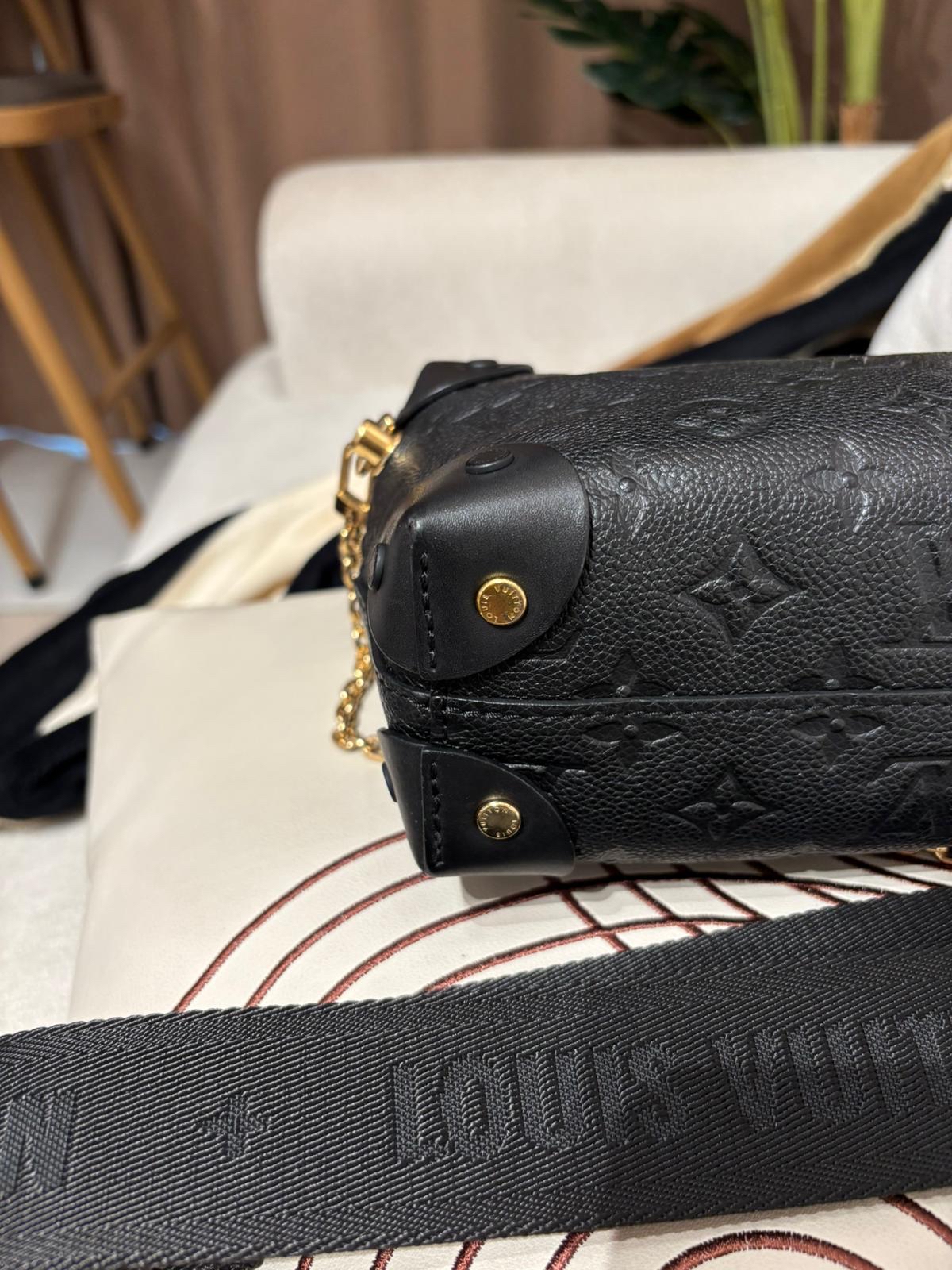 Lv Petite Malle Souple 2 way bag 黑色小牛皮M45393 Monogram Empreinte  100%Authentic,90%new ✅NFC✅肩帶✅Dust bag 