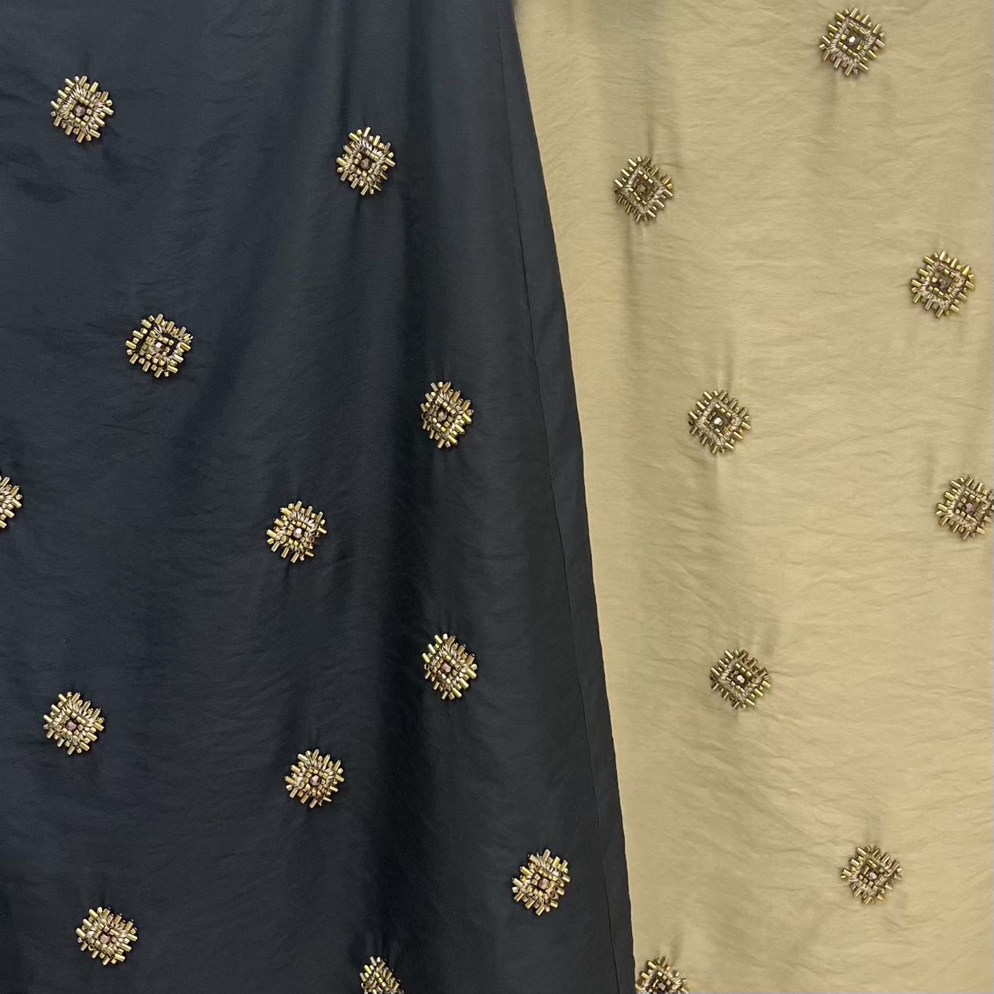 Retro embellished skirt