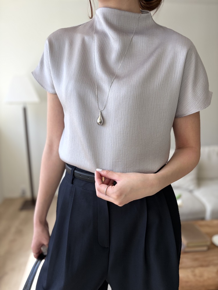 Claudette Silky Pleated Top (Silver Grey)