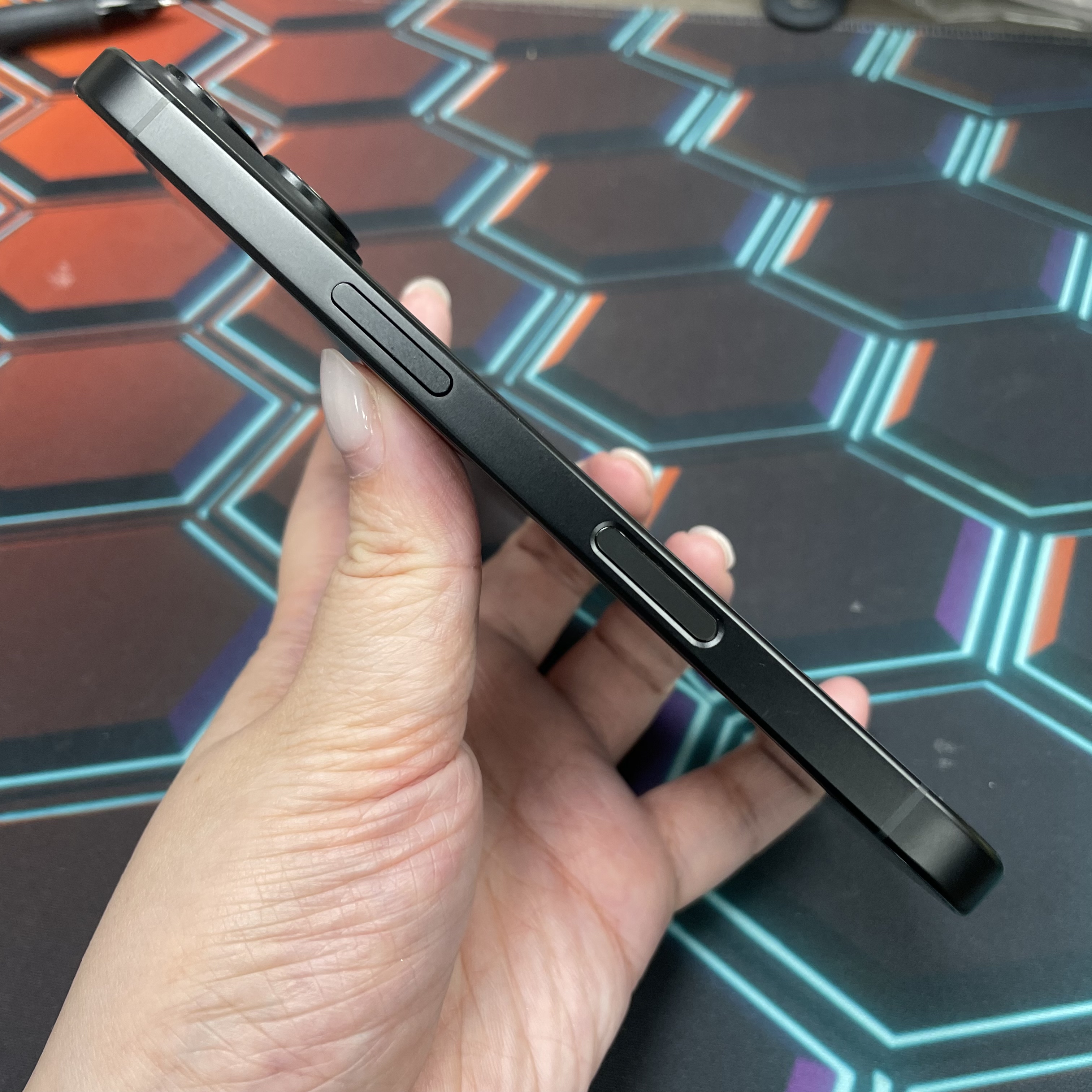 *6696 16 完美機 128GB 電90 黑色 black