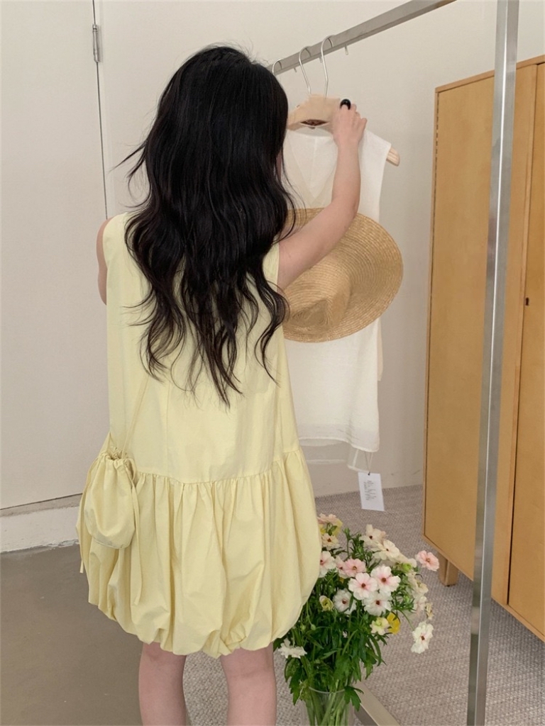 Agnes Puffy Dress free small crossbody bag 韩系减龄甜美背心花苞连衣裙配送🎁同色包包 ( 3 colours )