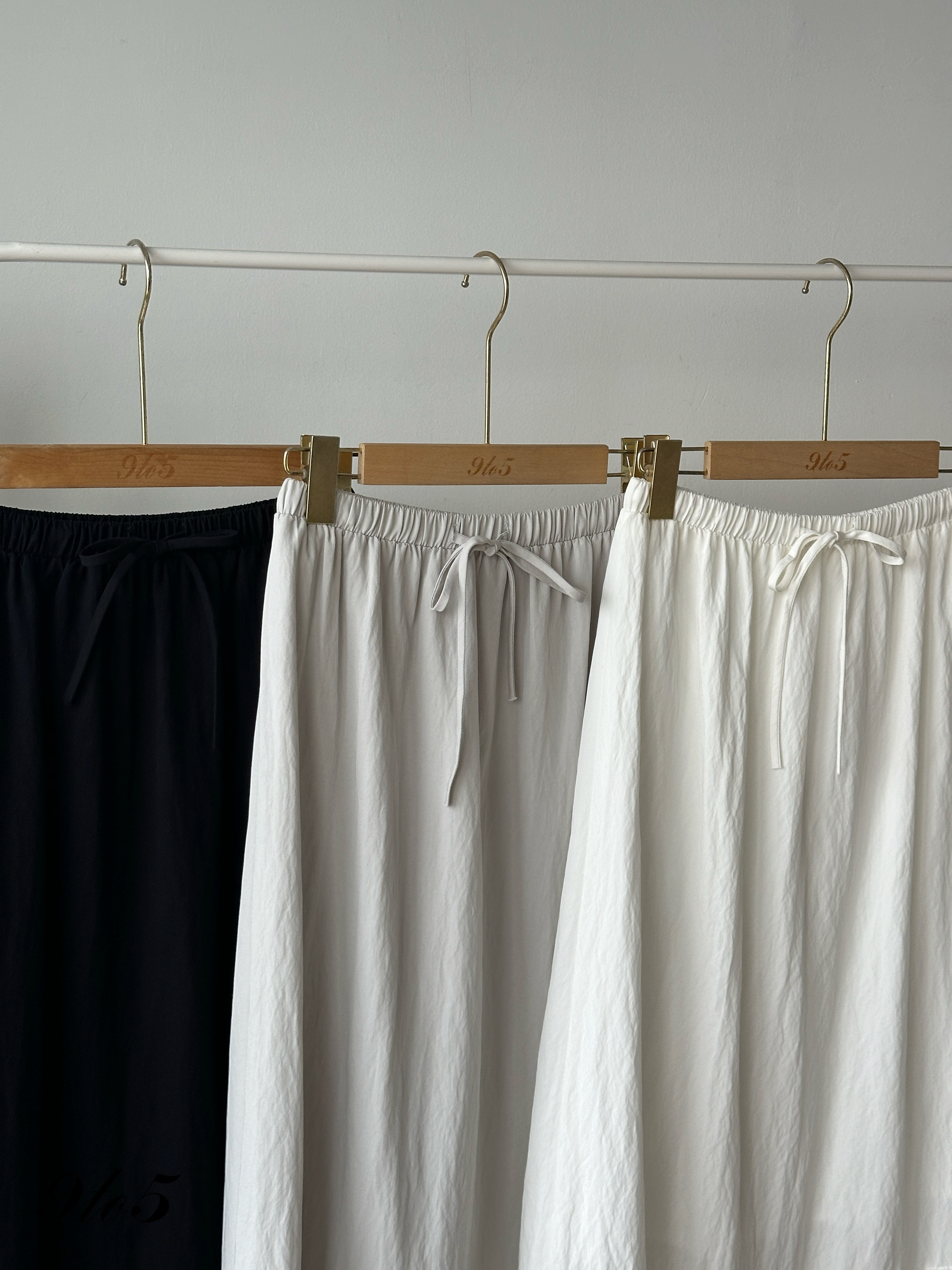 S1989 Drawstring Elastic Waist Long Skirt - 3 Colors 