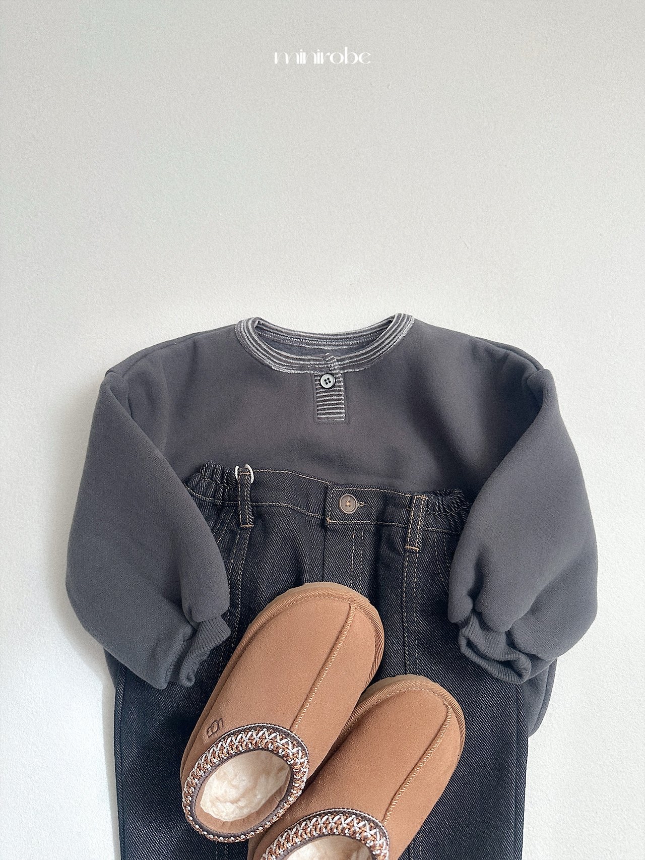 Mnirobe |  Non-fade panel denim pants