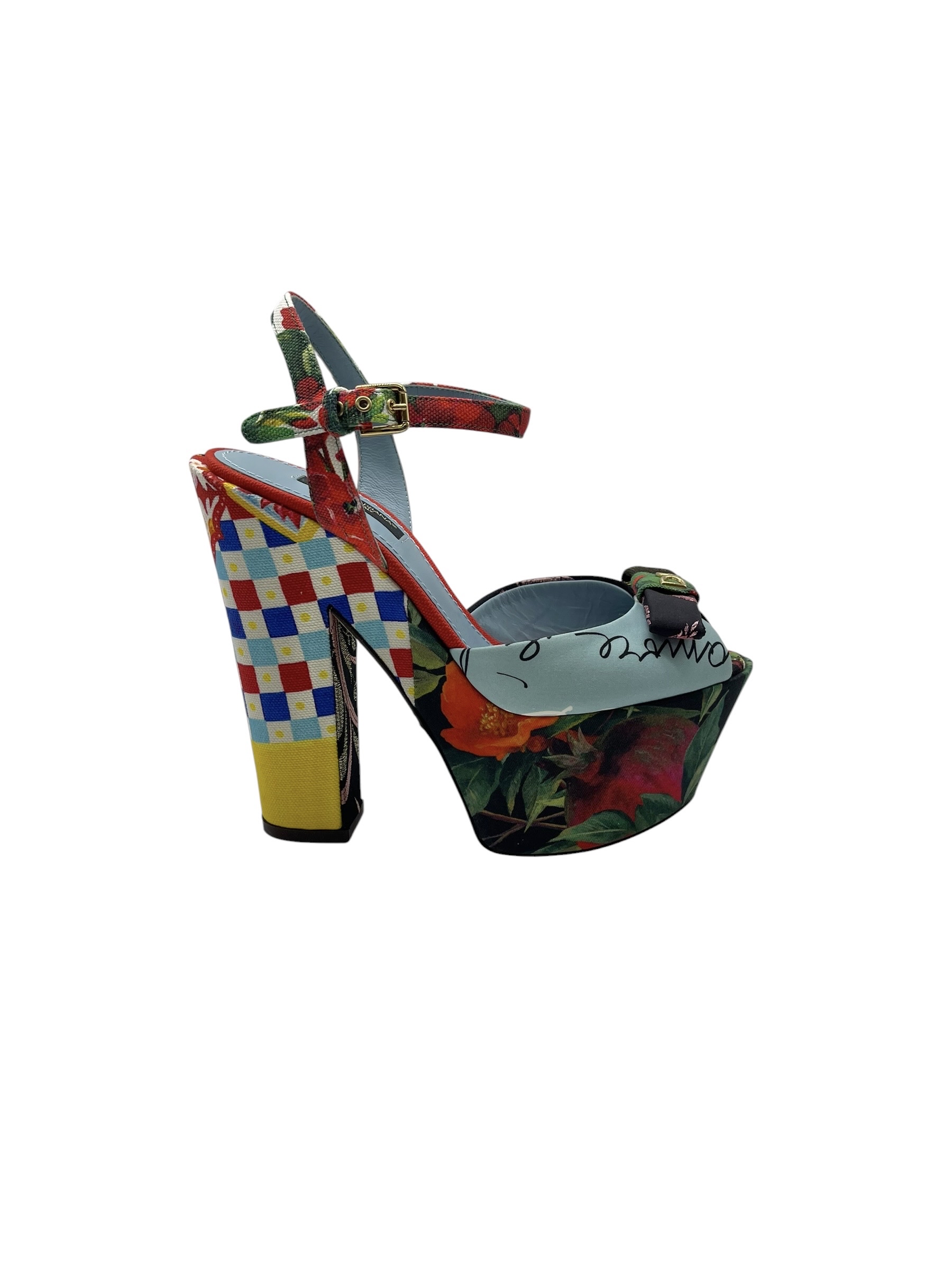 Pre-owned Dolce & Gabbana Bette Wedge / Product Code: 070807