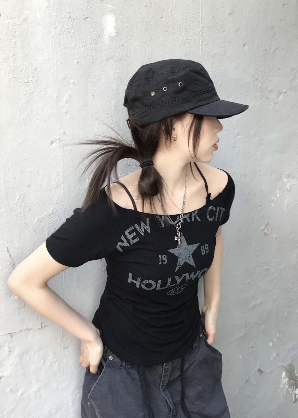 Vintage Wash Star Graphic Tee
