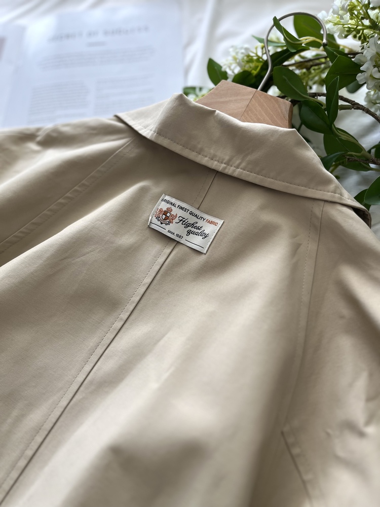 Stripe-Lined Relaxed Trench Coat (Beige)