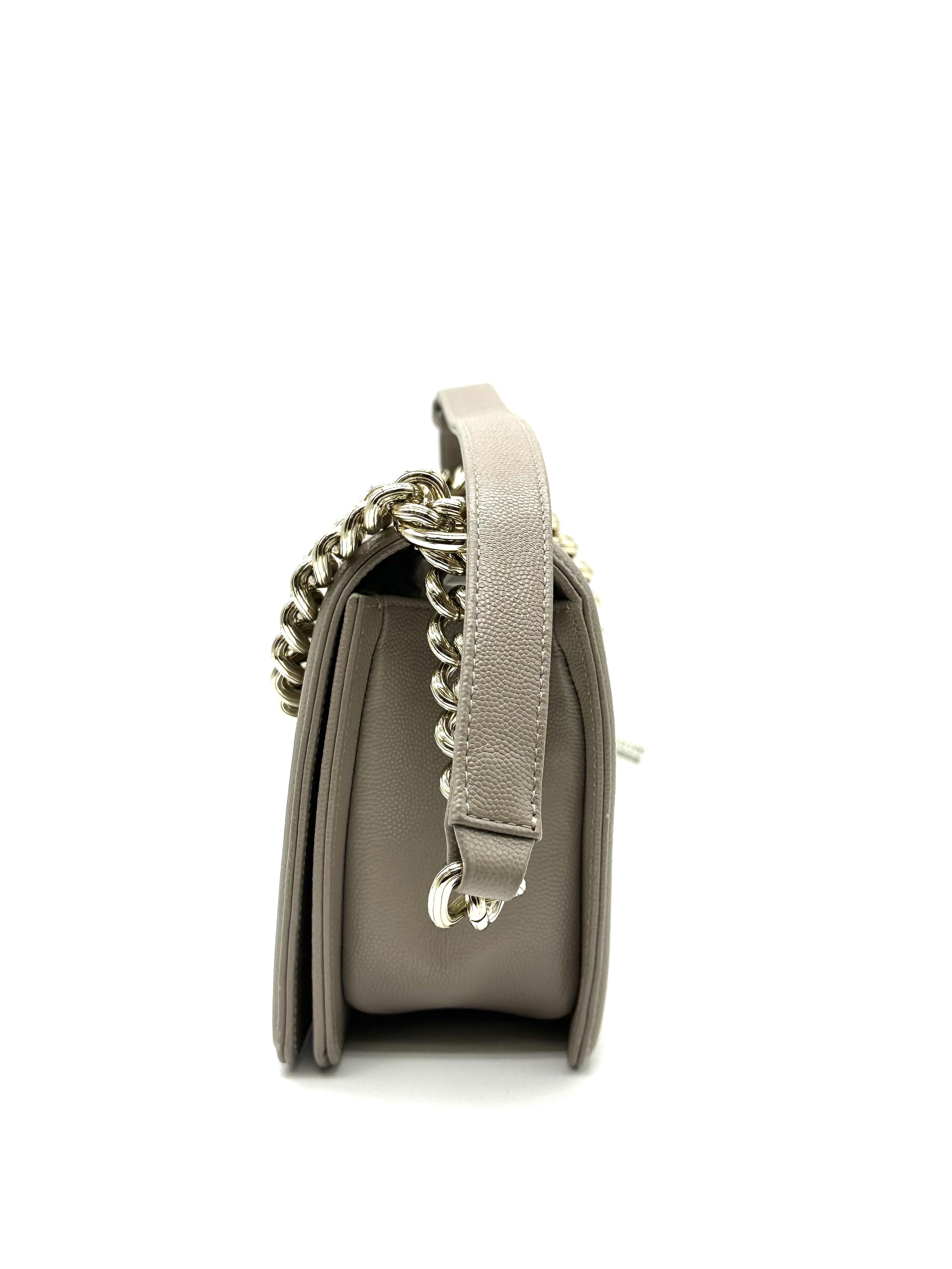 Pre-Owned CHANEL Boy Chanel Bag / Product Code: 26050605