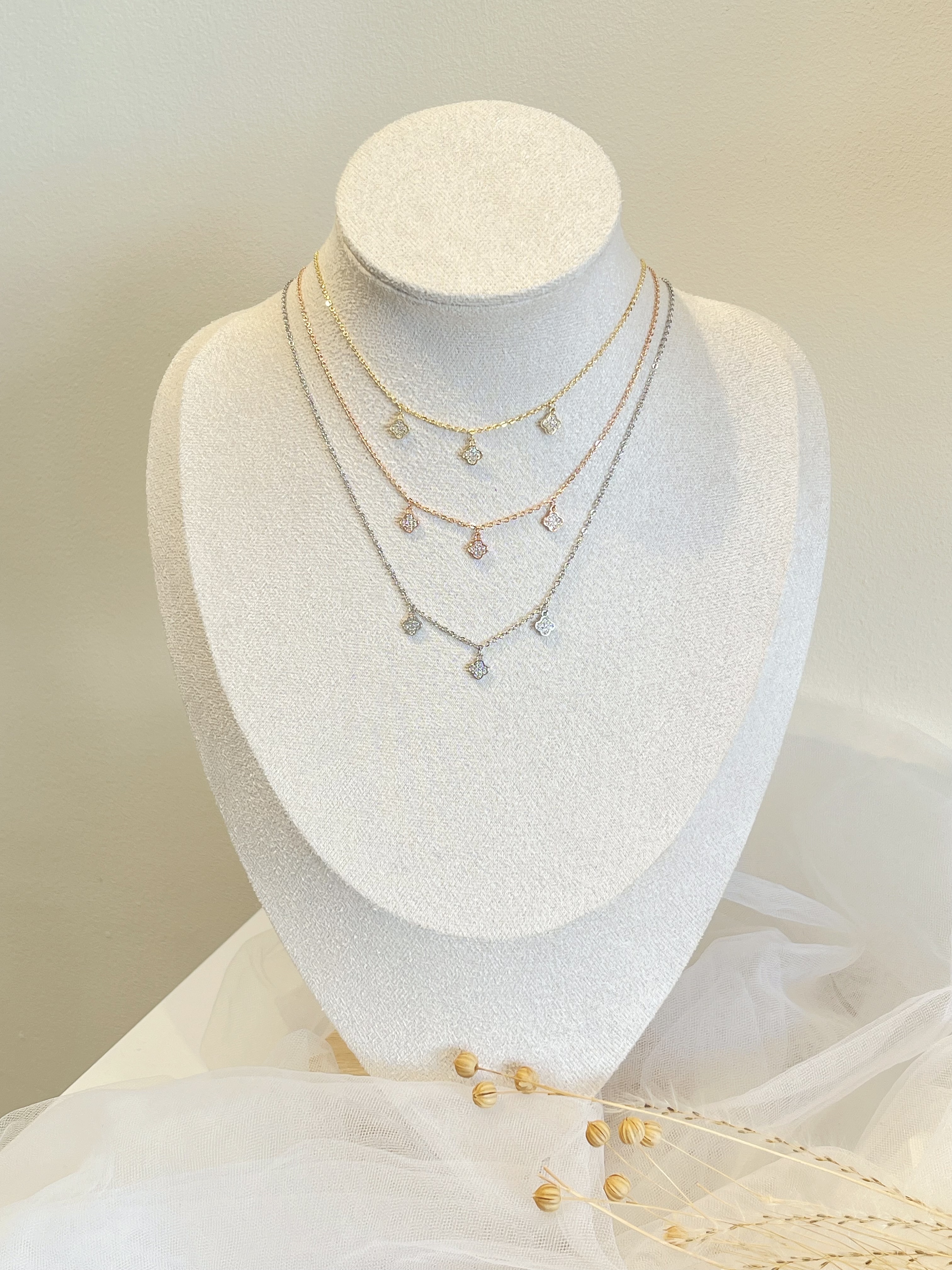 极简风 小巧锆石四叶草镀金项链