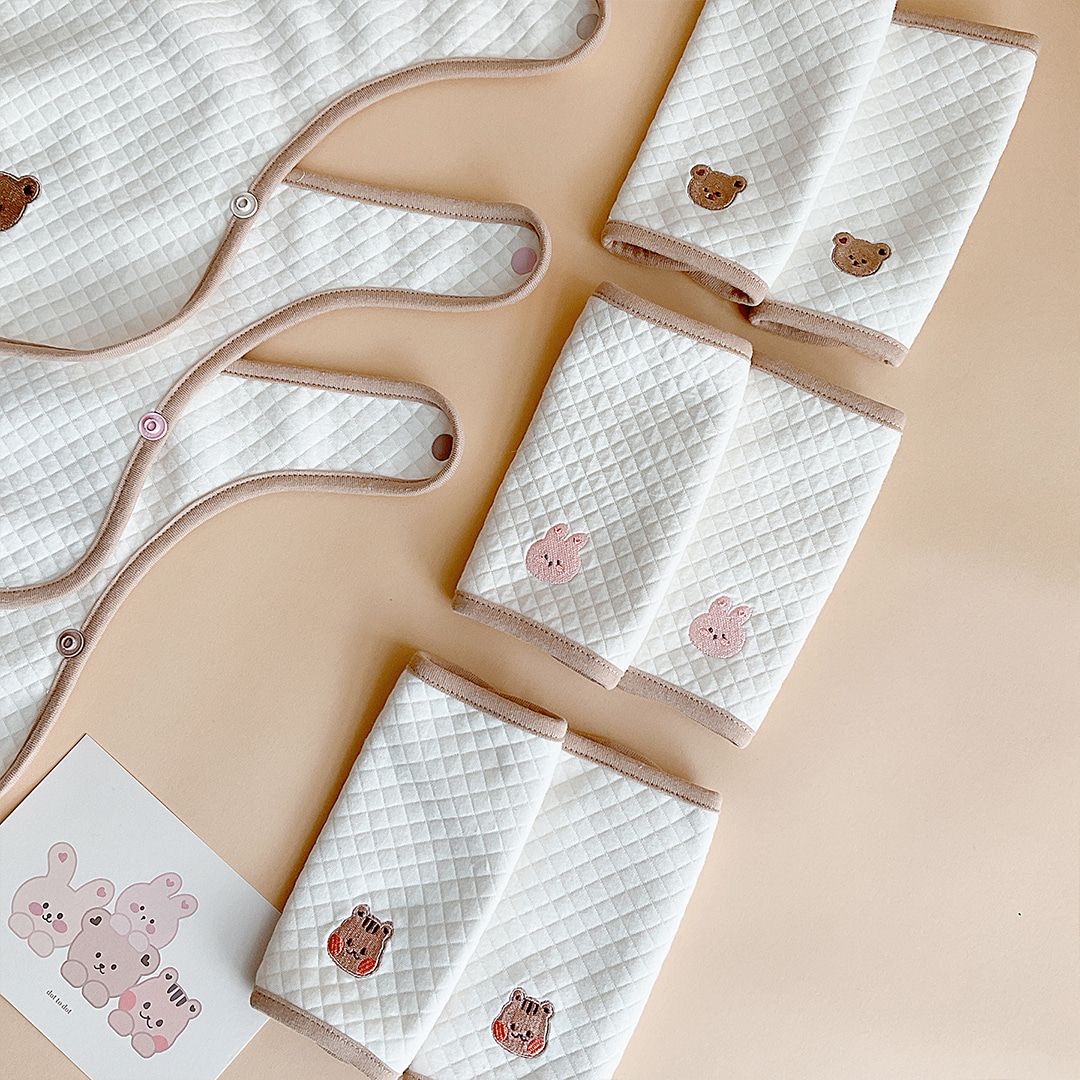 門市現貨｜DTD 有機棉系列-胸前口水巾+肩部咬咬巾三件套