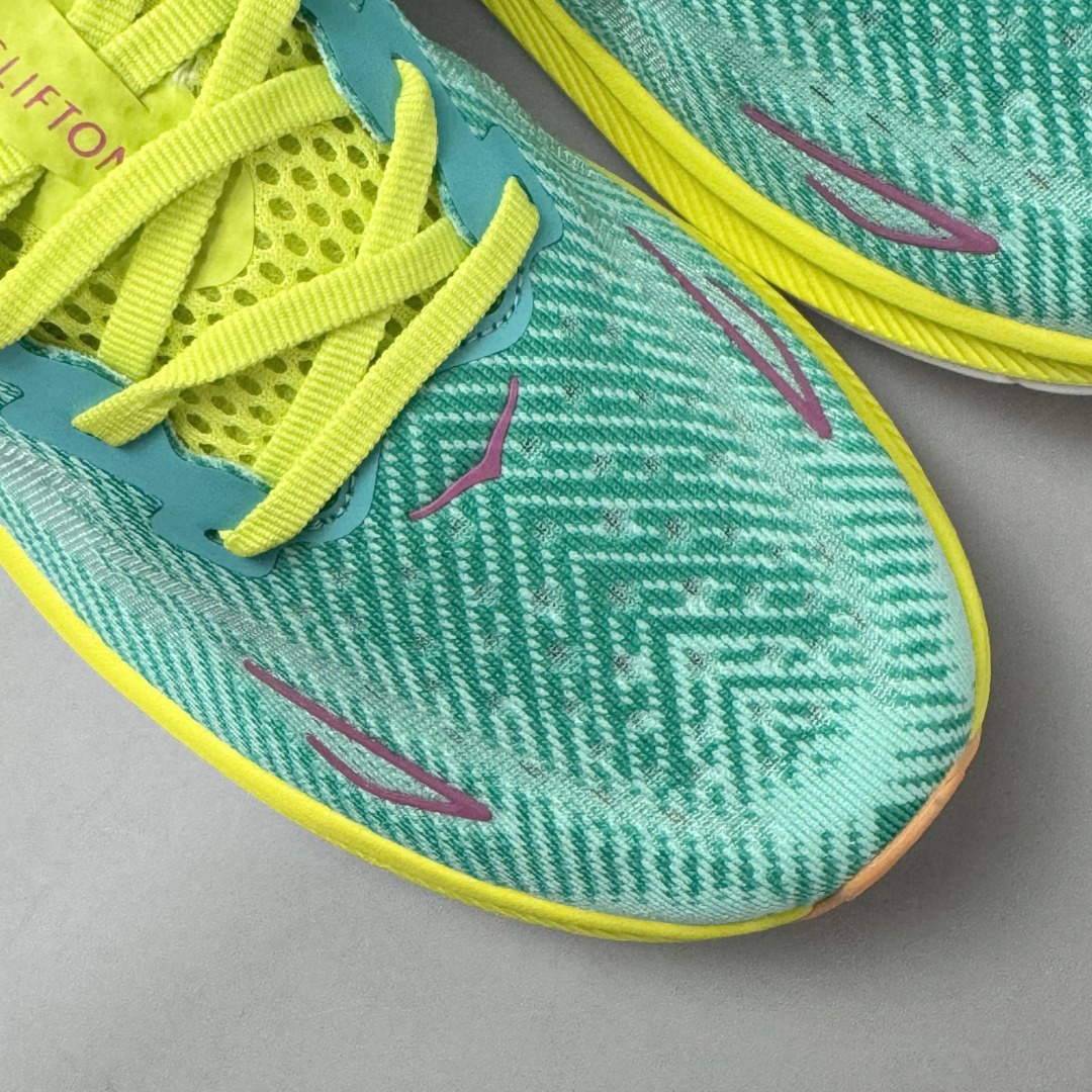 HOKA ONE ONE Clifton 9