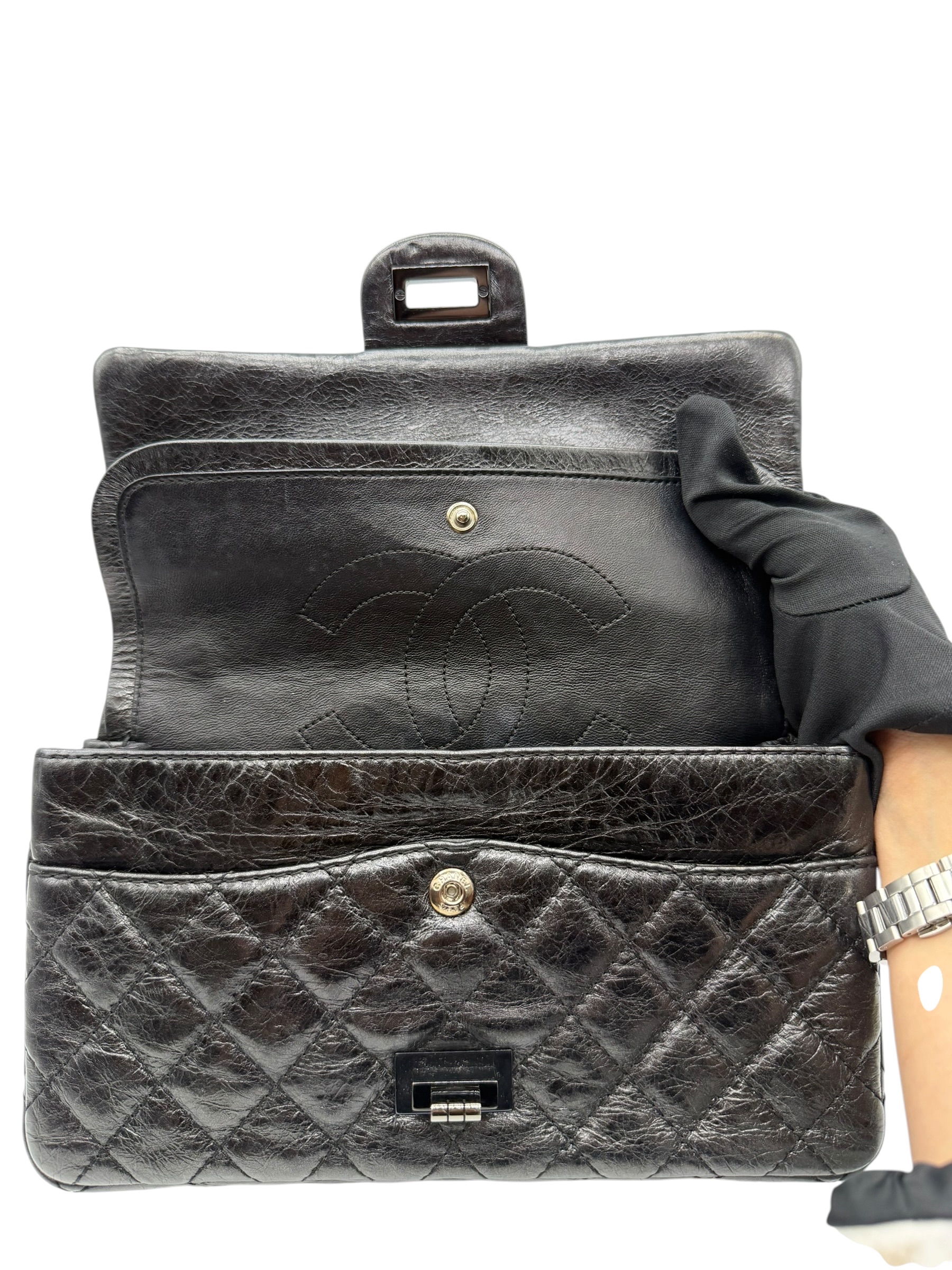 Pre-Owned CHANEL 2.55 Reissue / Product Code: 26053015