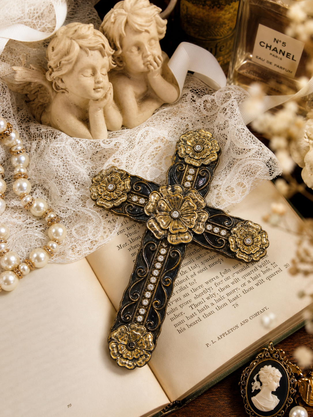 聖殿的微光詠嘆 ∙ 復古古董十字架與聖物配飾系列 Whispers of the Sanctuary ∙ Vintage Holy Relics & Cross Accessory Collection