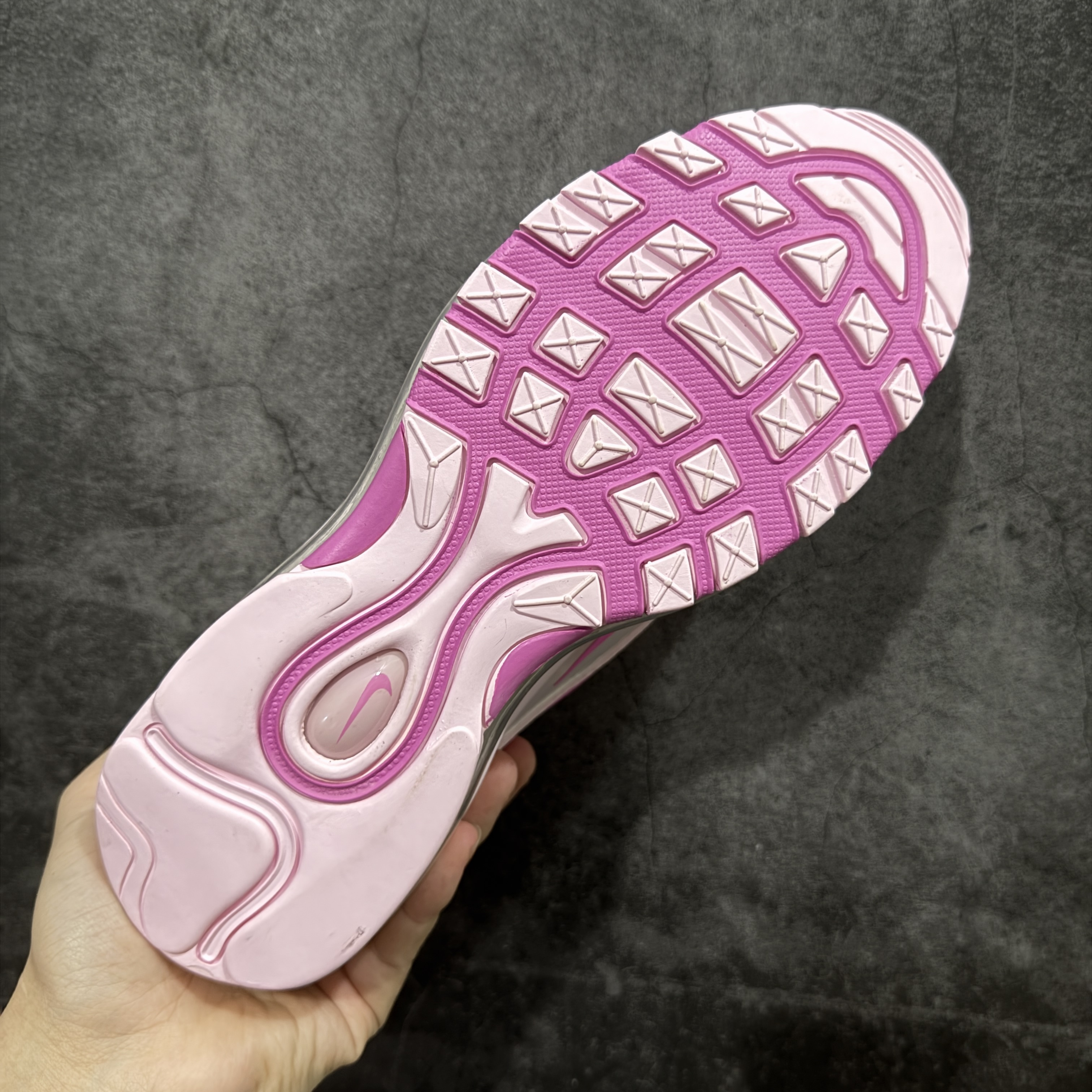 Nike Air Max 97 FJ2588-600