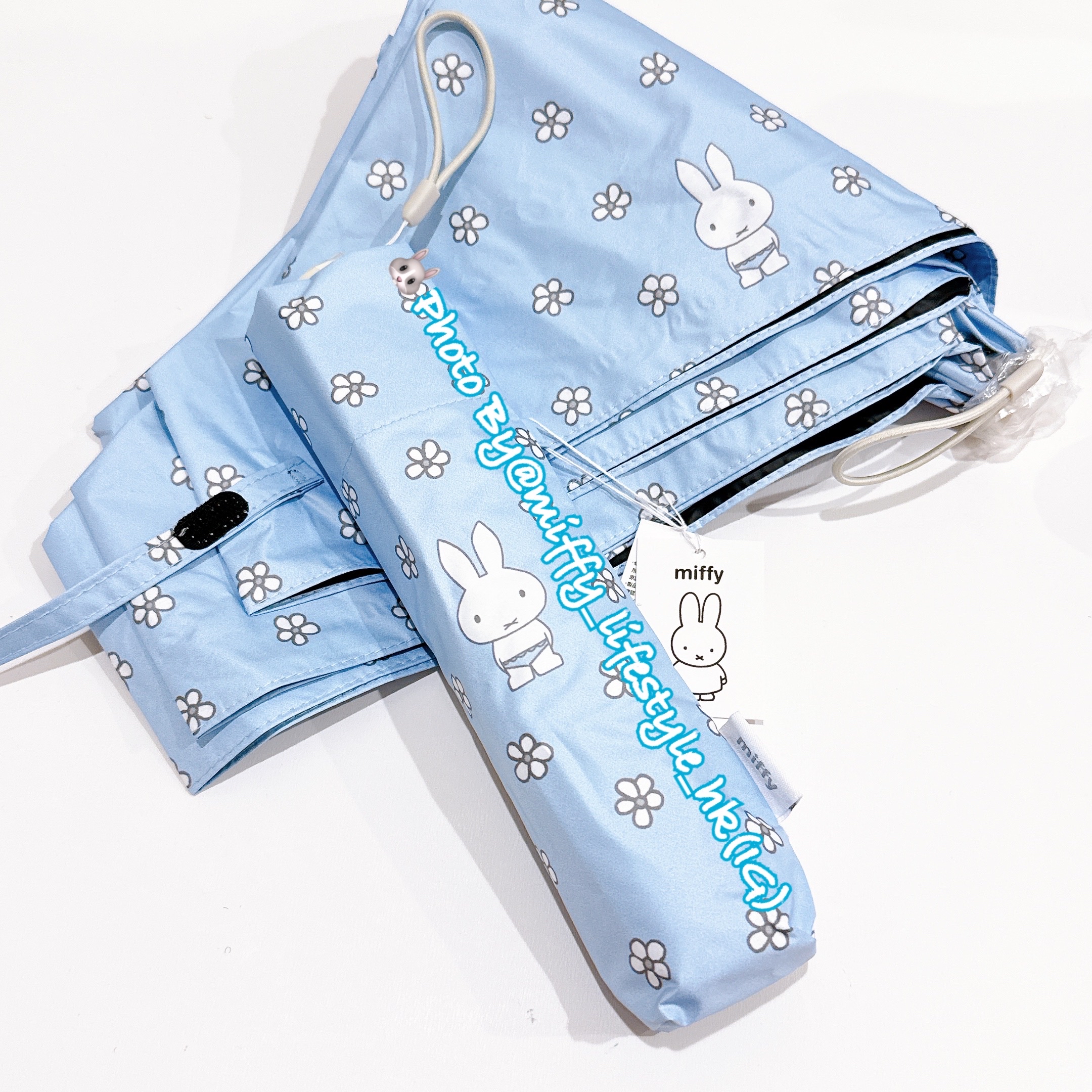 🐰第 3 團 Pre Order  - miffy 晴雨兼用超軽量 100 % 防 UV 縮骨傘 "藍色花花 Undee Miffy"   ( 📦 大約5月中 ～底到貨, 若遇到缺貨或其它因素貨期會延遲 ）
