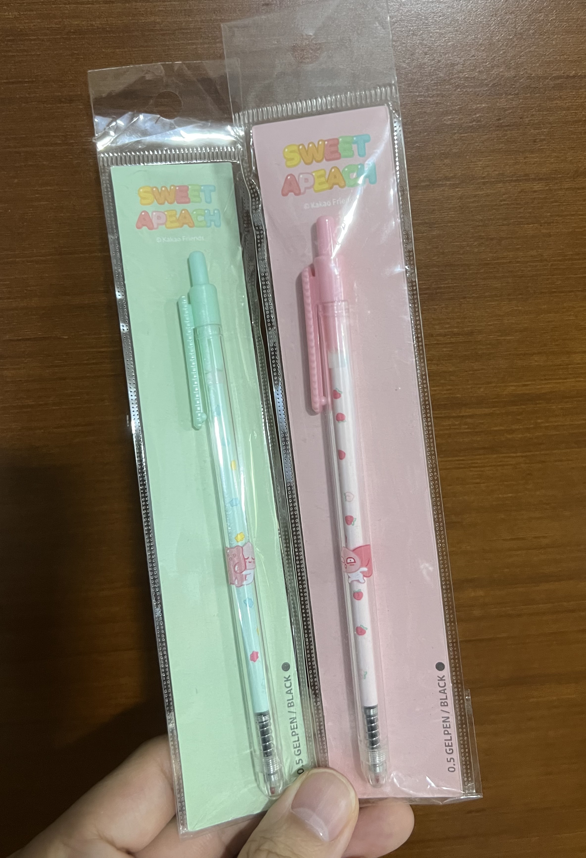💟現貨💟🇰🇷韓國KAKAO FRIENDS SWEET APEACH 0.5 黑色GEL PEN
