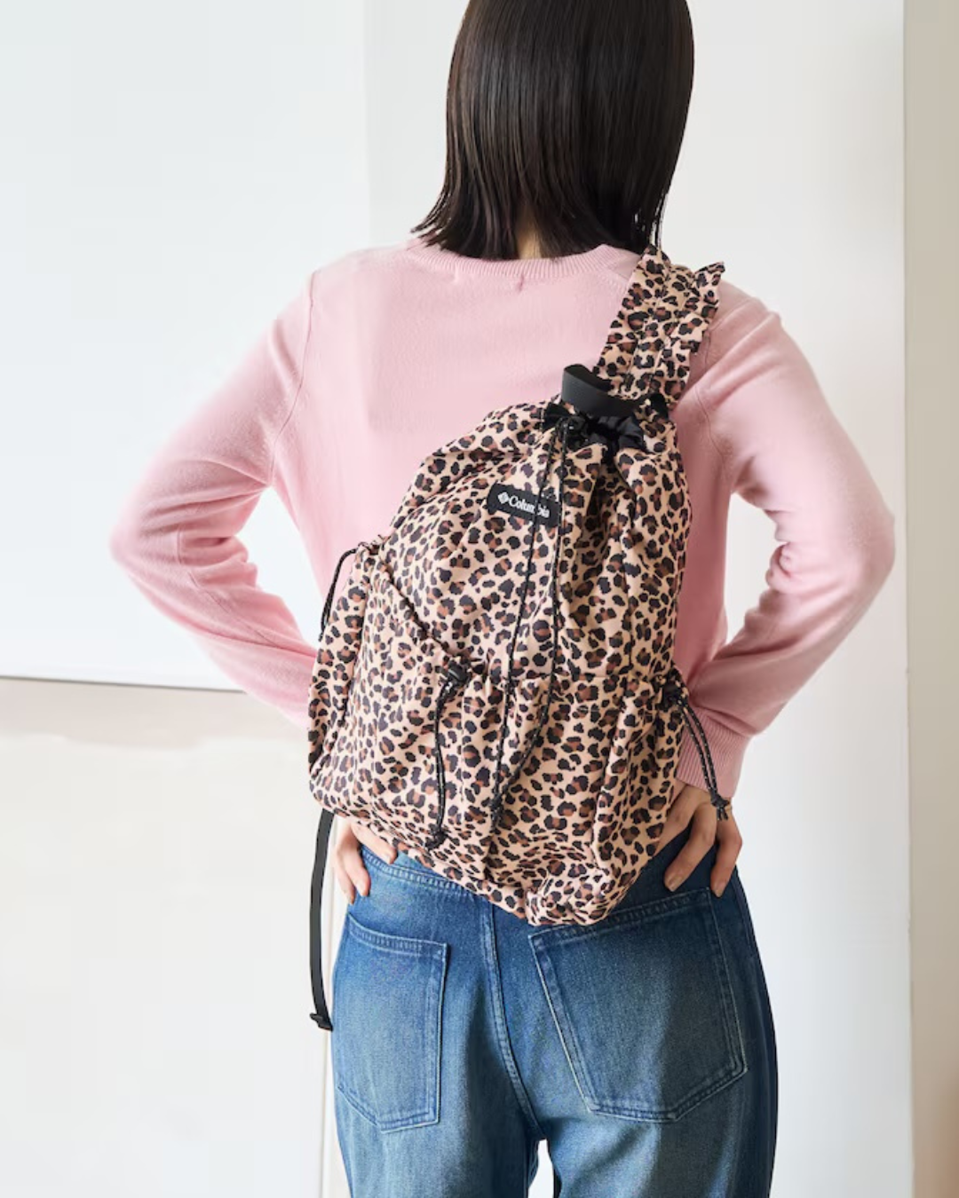 日本代購【﻿ 2026 新色  日本限定  Freak's Store x Columbia  束繩 背囊  | limited model woolley cove body bag | backpack 】