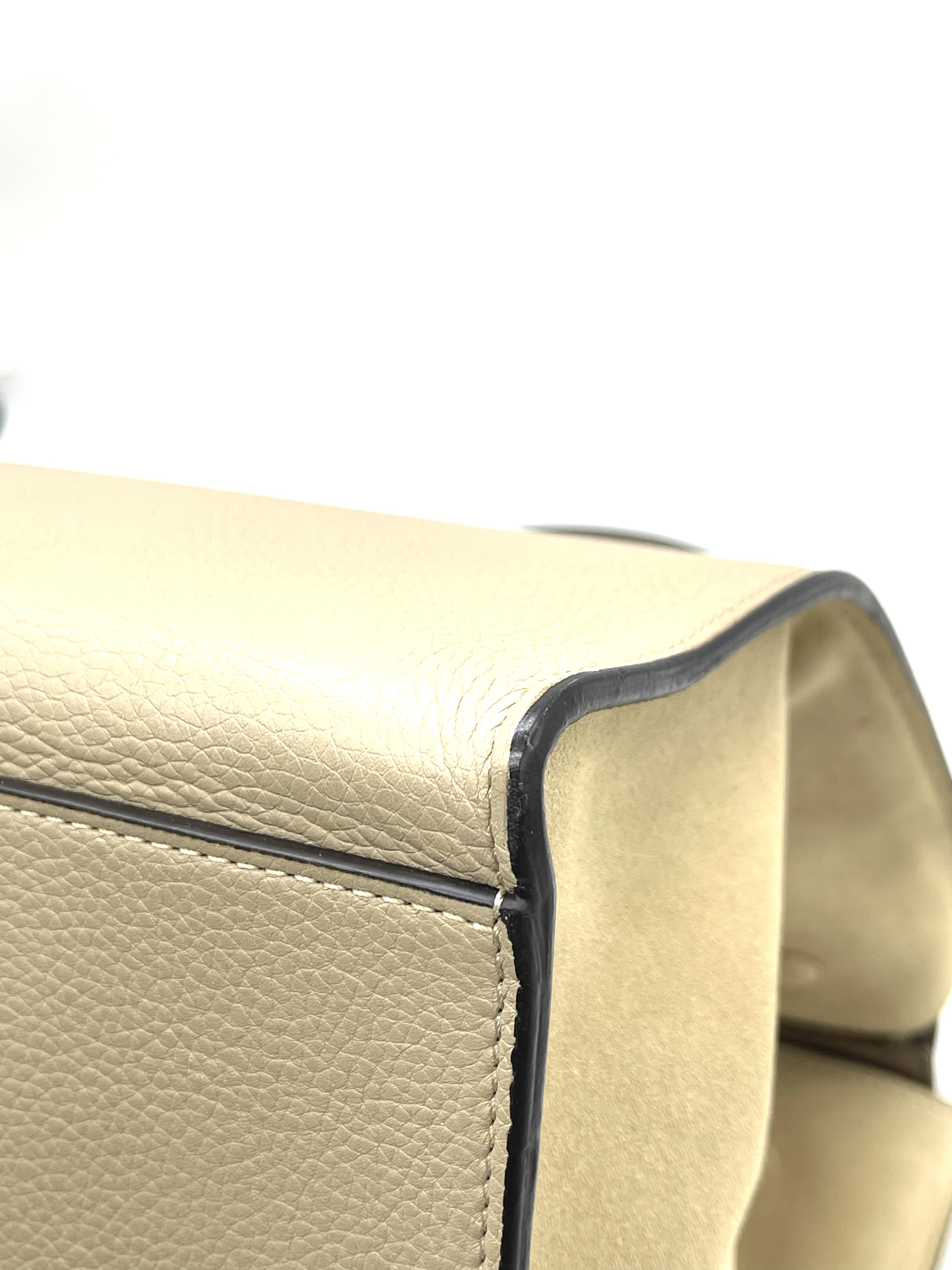 Pre-Owned CELINE Trapeze Bag / Product Code: 26042601