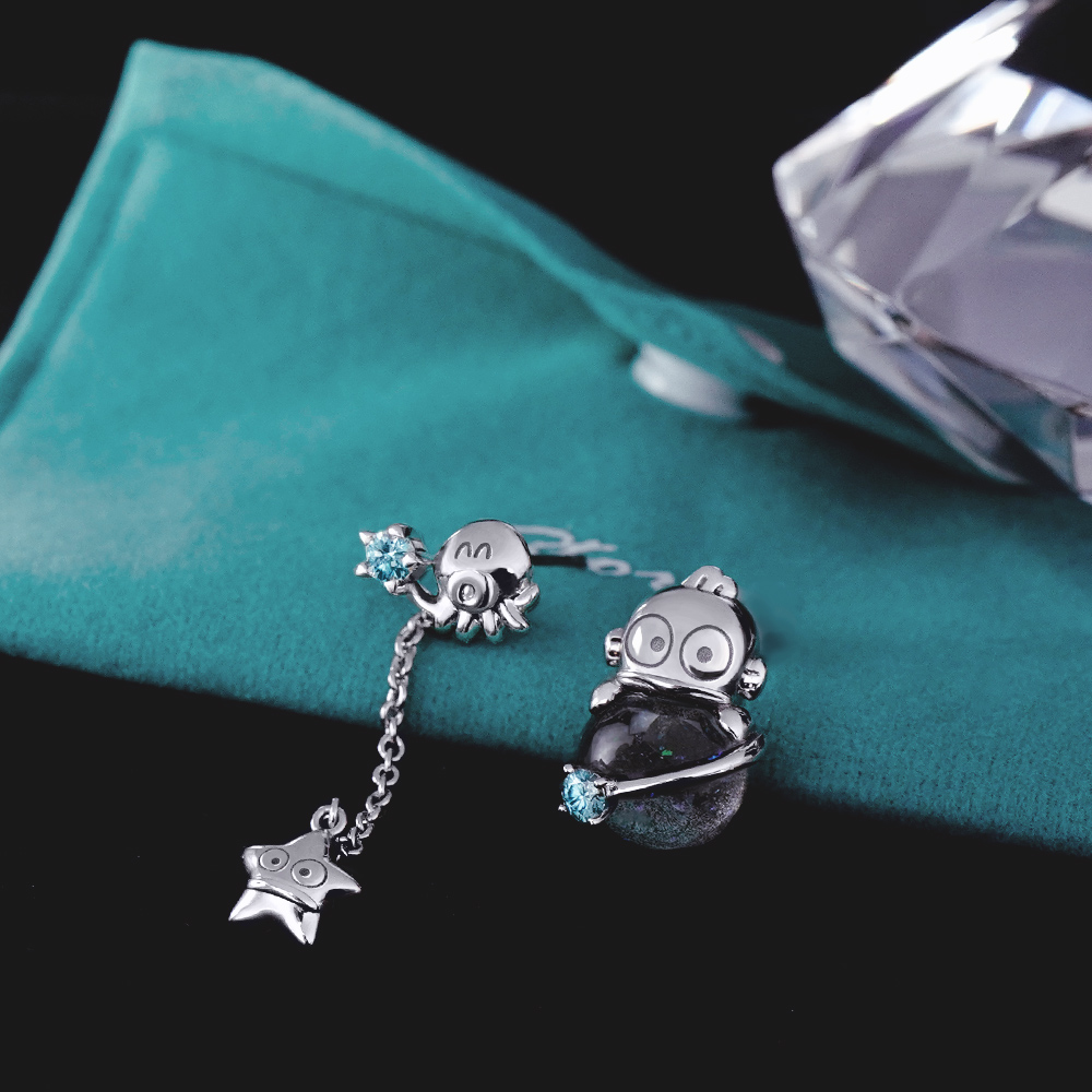 📦訂購 台灣限定 三麗鷗SanrioＸSTORY 故事銀飾 Hangyodon 星球系列 水怪 晶鑽造型耳環