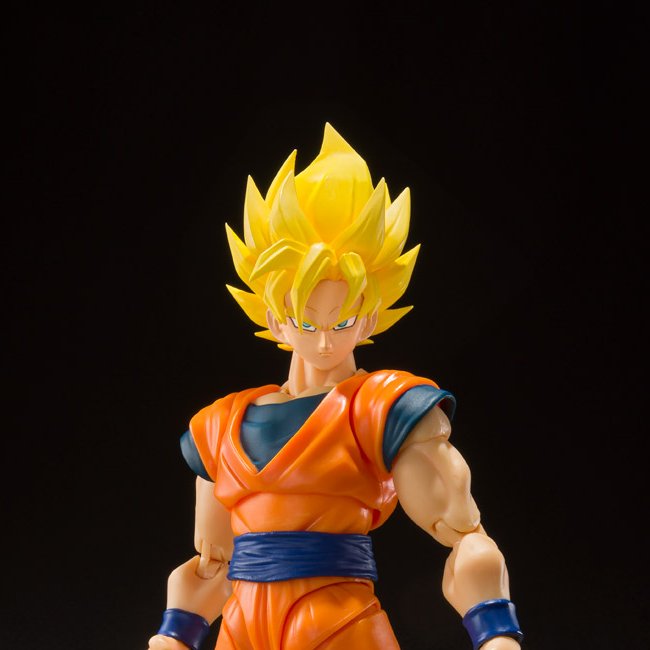 SHF Dragon Ball Z Super Saiyan Full Power Son Goku