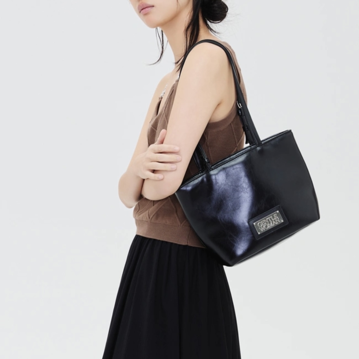 預購 | 🇹🇭GENTLEWOMAN SABLE LEATHER BAG BG1089