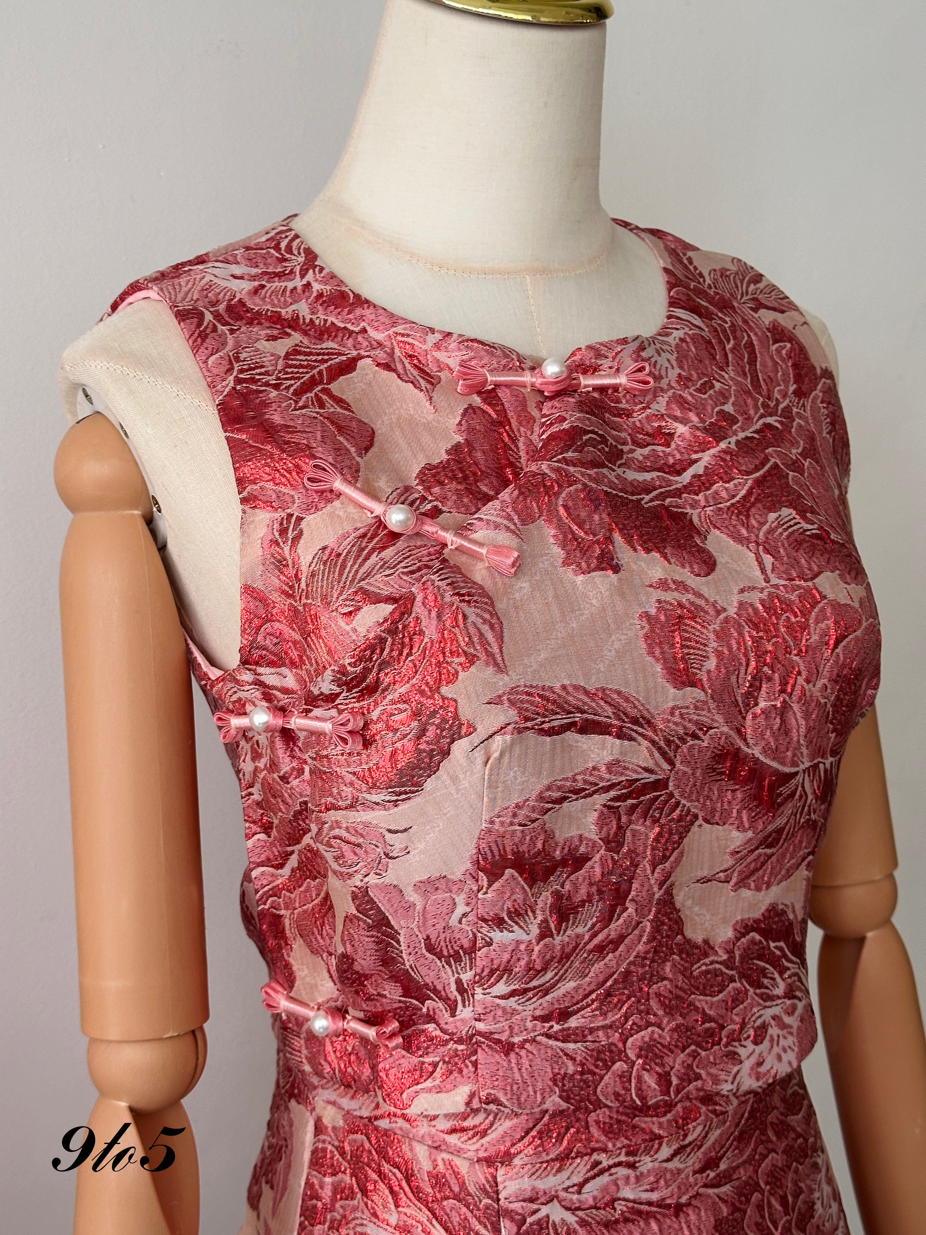 D2320 Sleeveless Cheongsam Matching Set - 3 Colors