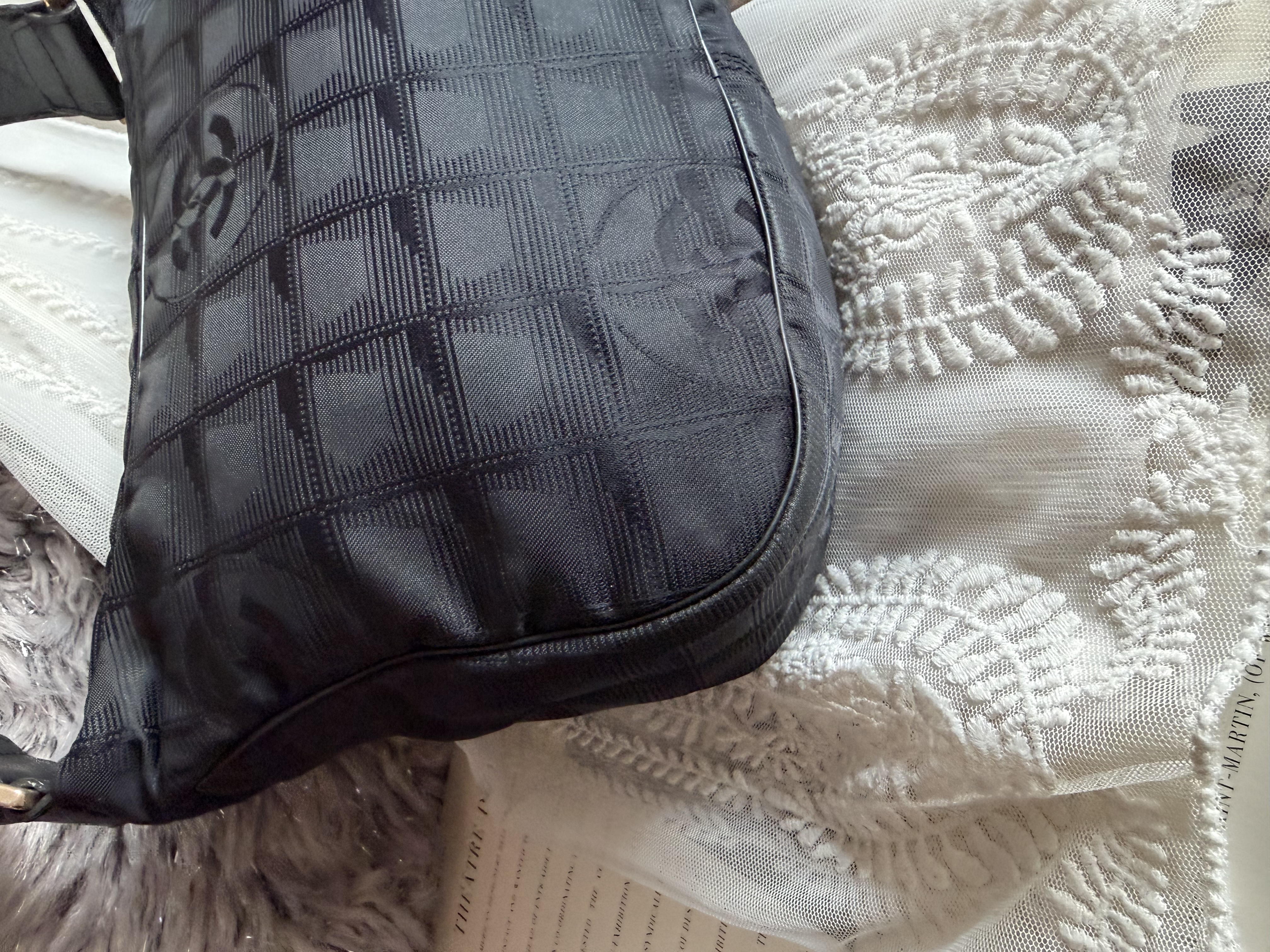 vintage chanel black jacqurd shoulder bag / pochette 