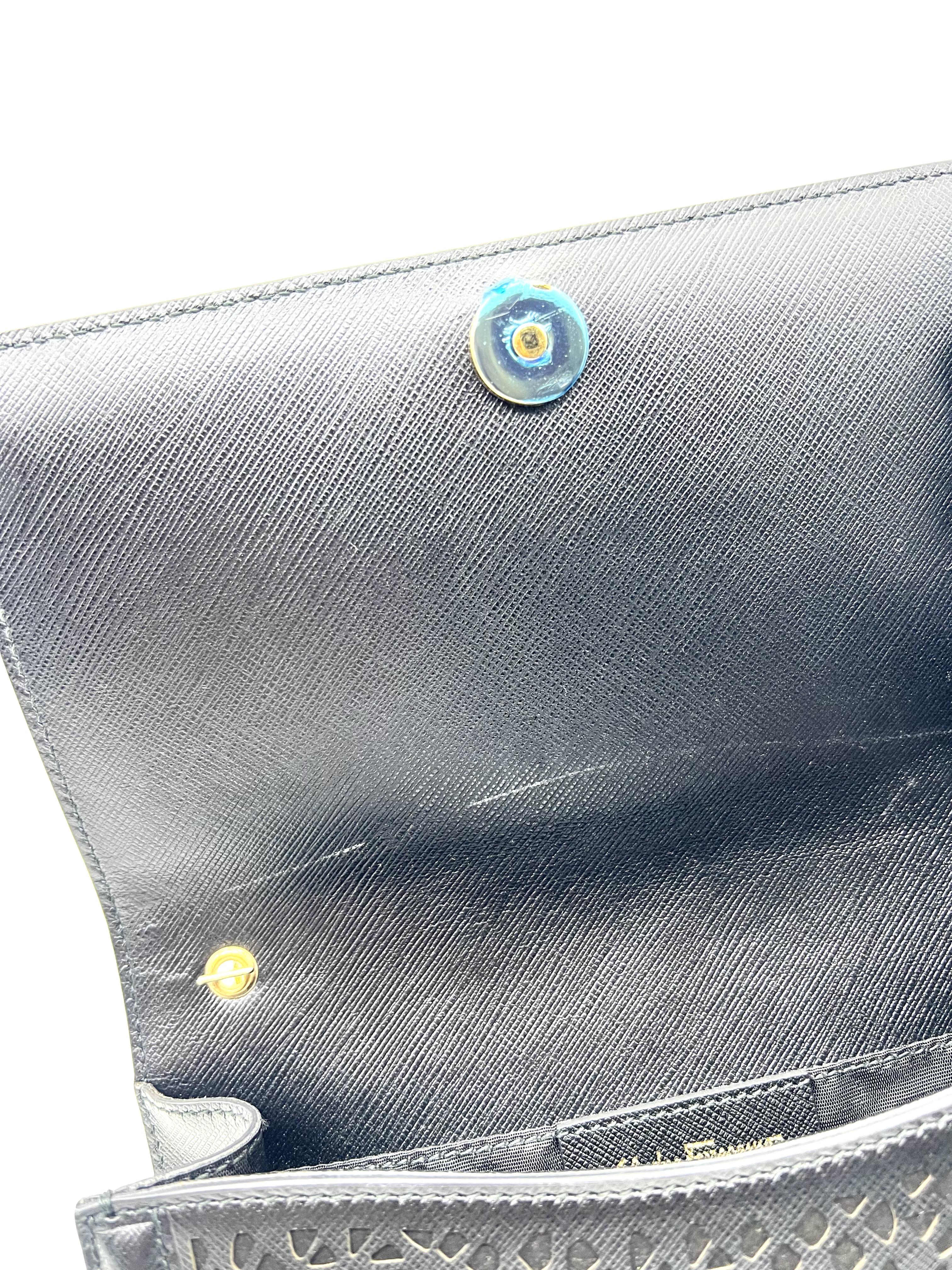 Pre-Owned Salvatore Ferragamo Ginny Vara Bibbon / Product Code: 26041104