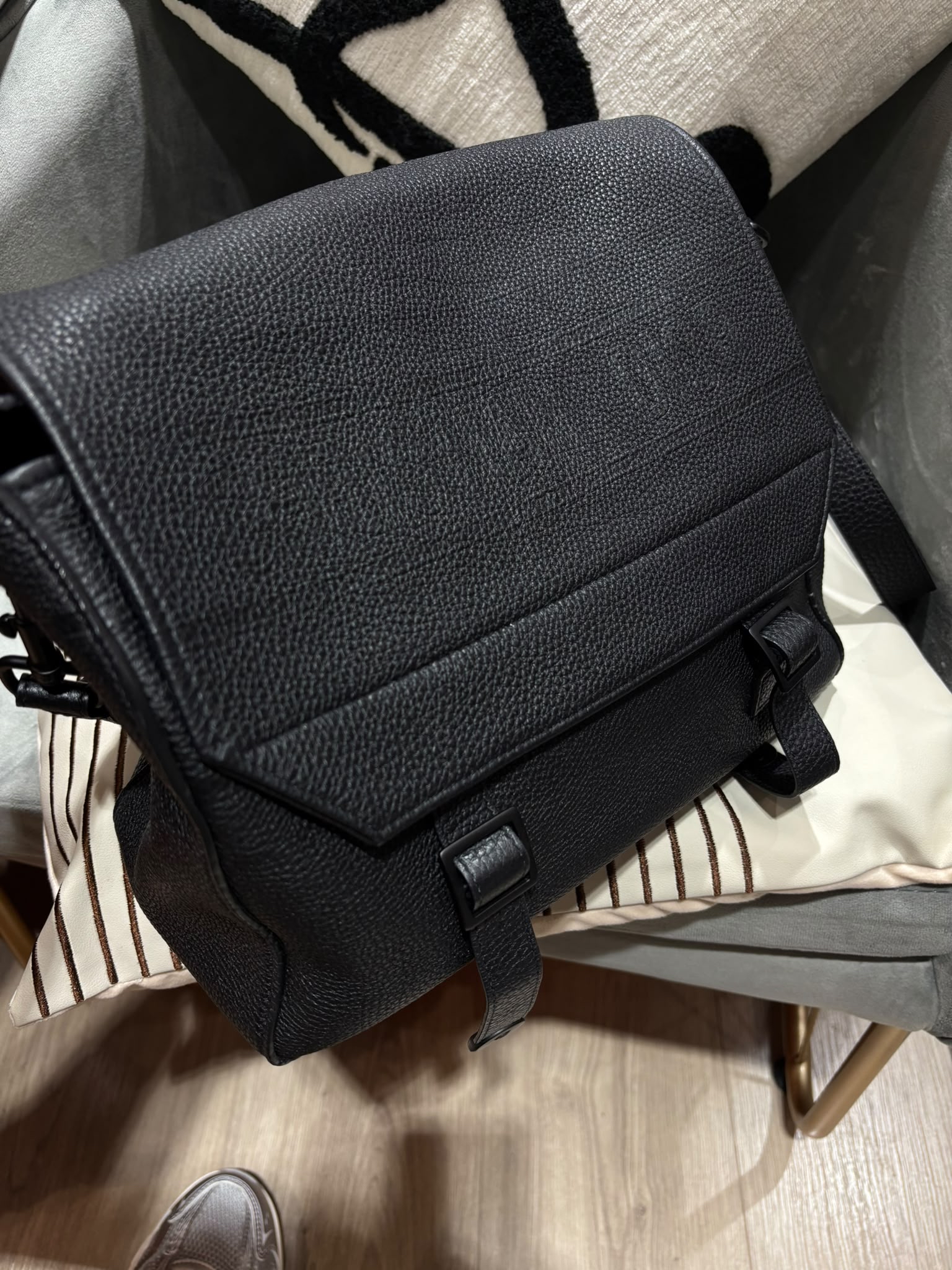 Dior Diorcamp Messenger Bag Uber Black Calfskin 100%Authentic, 