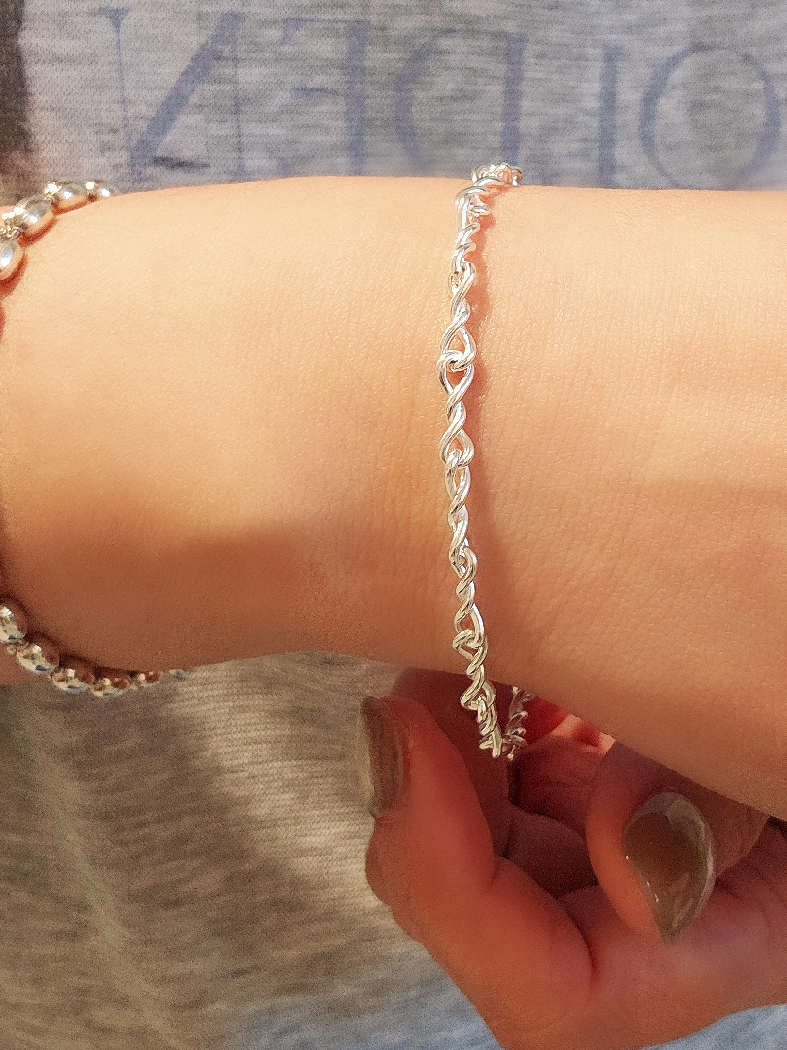 S925 -EB0124 Twist of Grace Bracelet