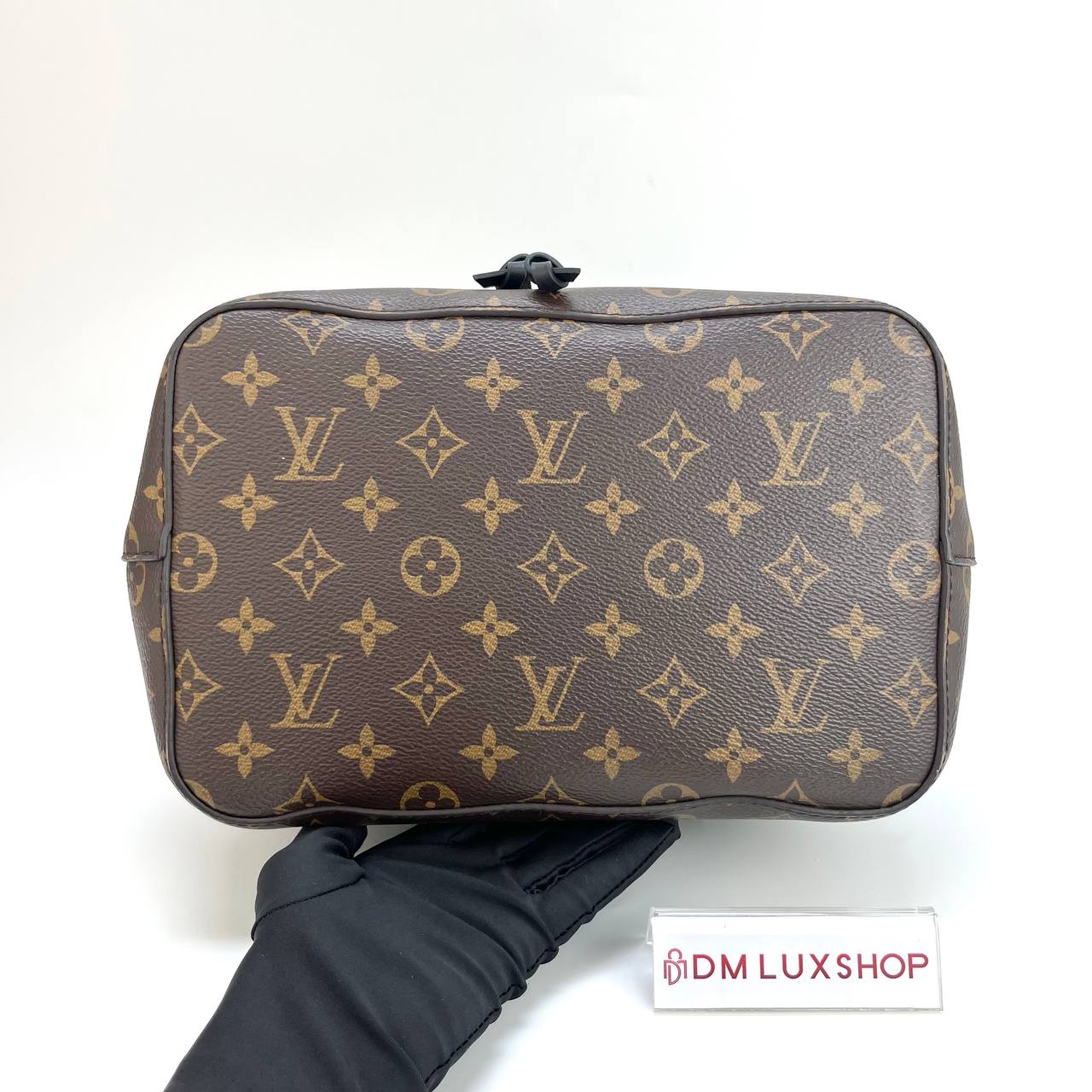 LV Monogram NeoNoe MM Black GHW