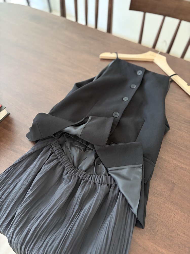 French Muse Vest Dress (Beige)