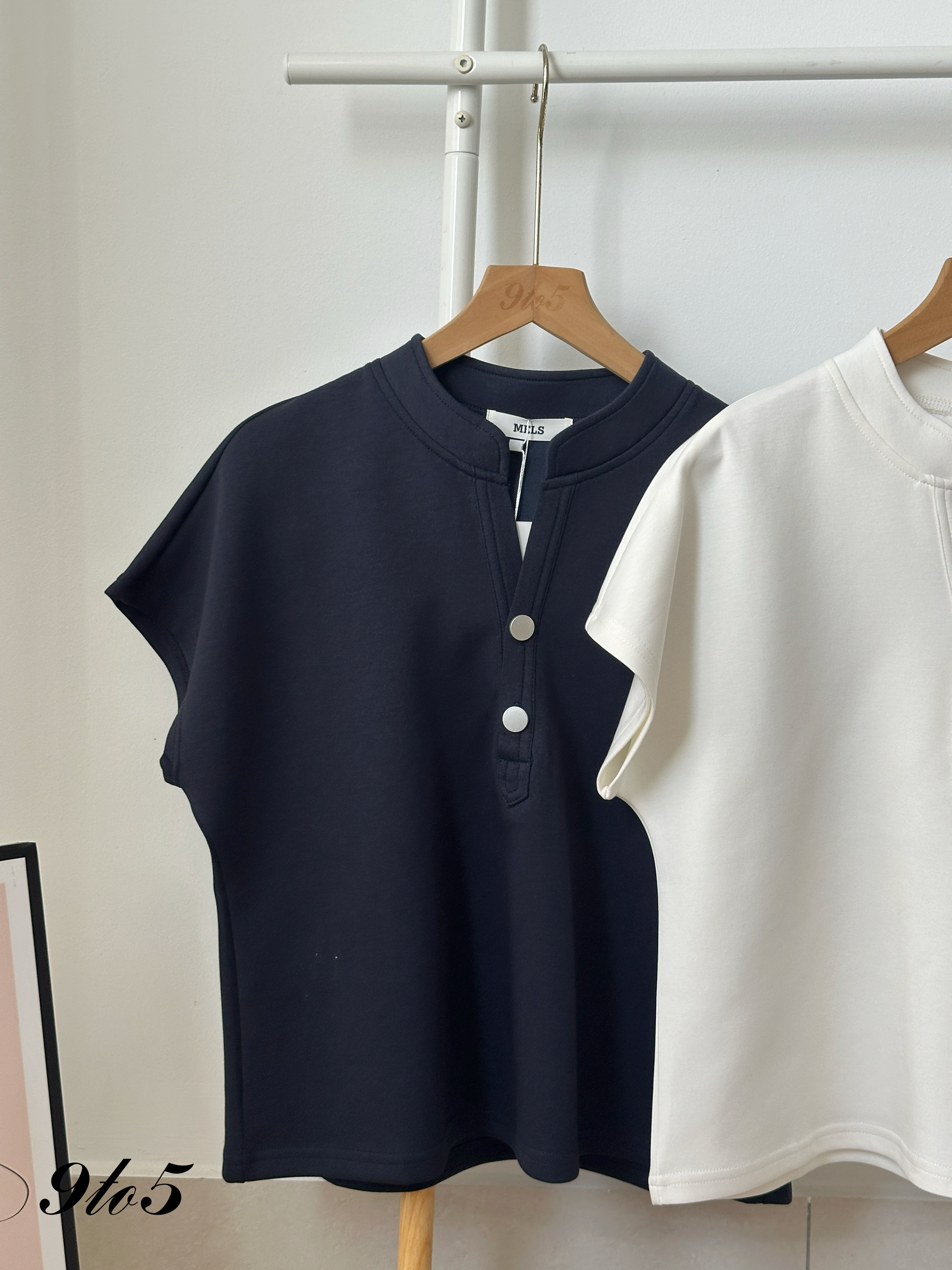 T4236 Short Sleeve Polo Top