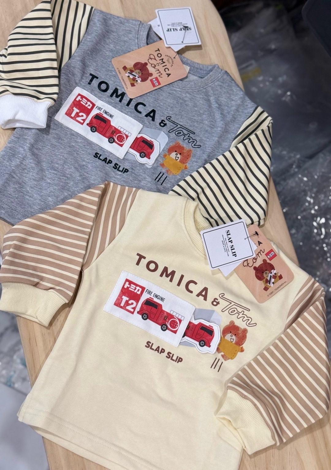 B0076 可以拉架車出黎既上衣