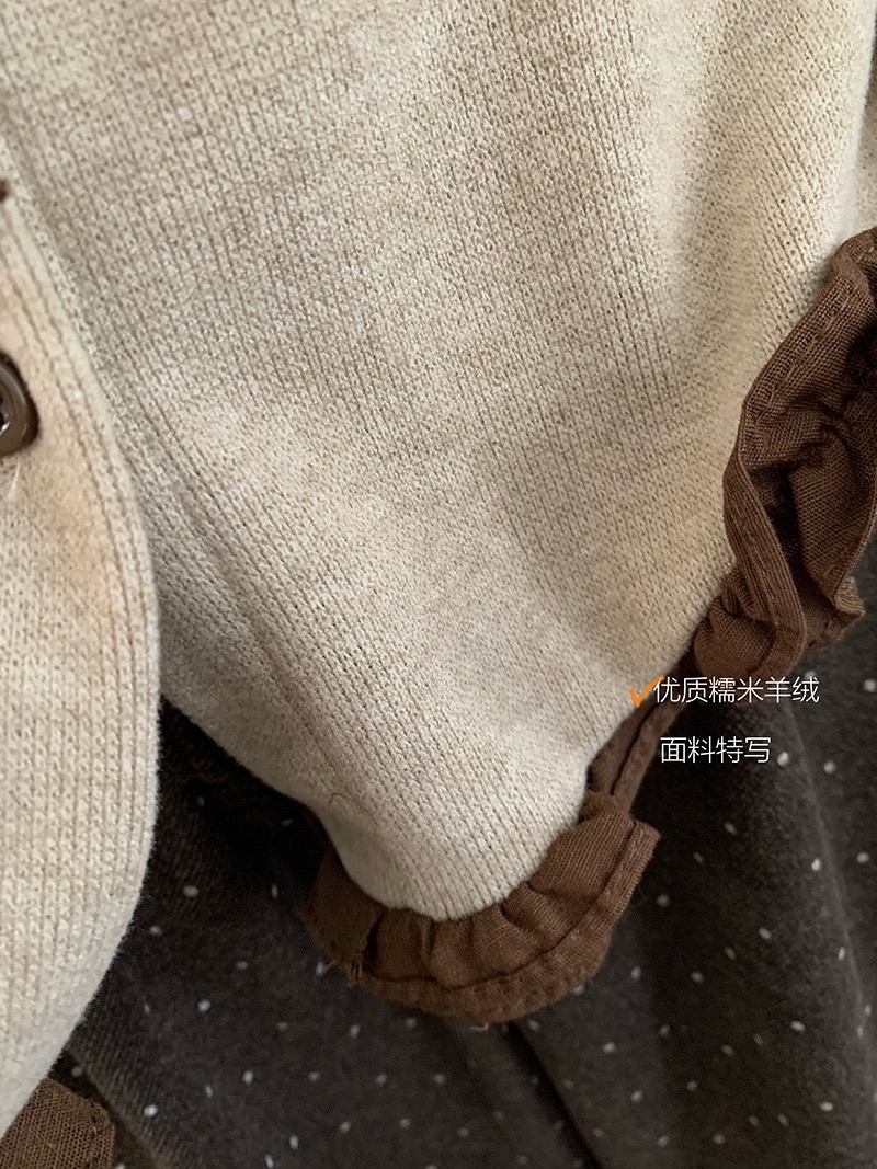 温柔风木耳边不规则波浪蝴蝶结上衣