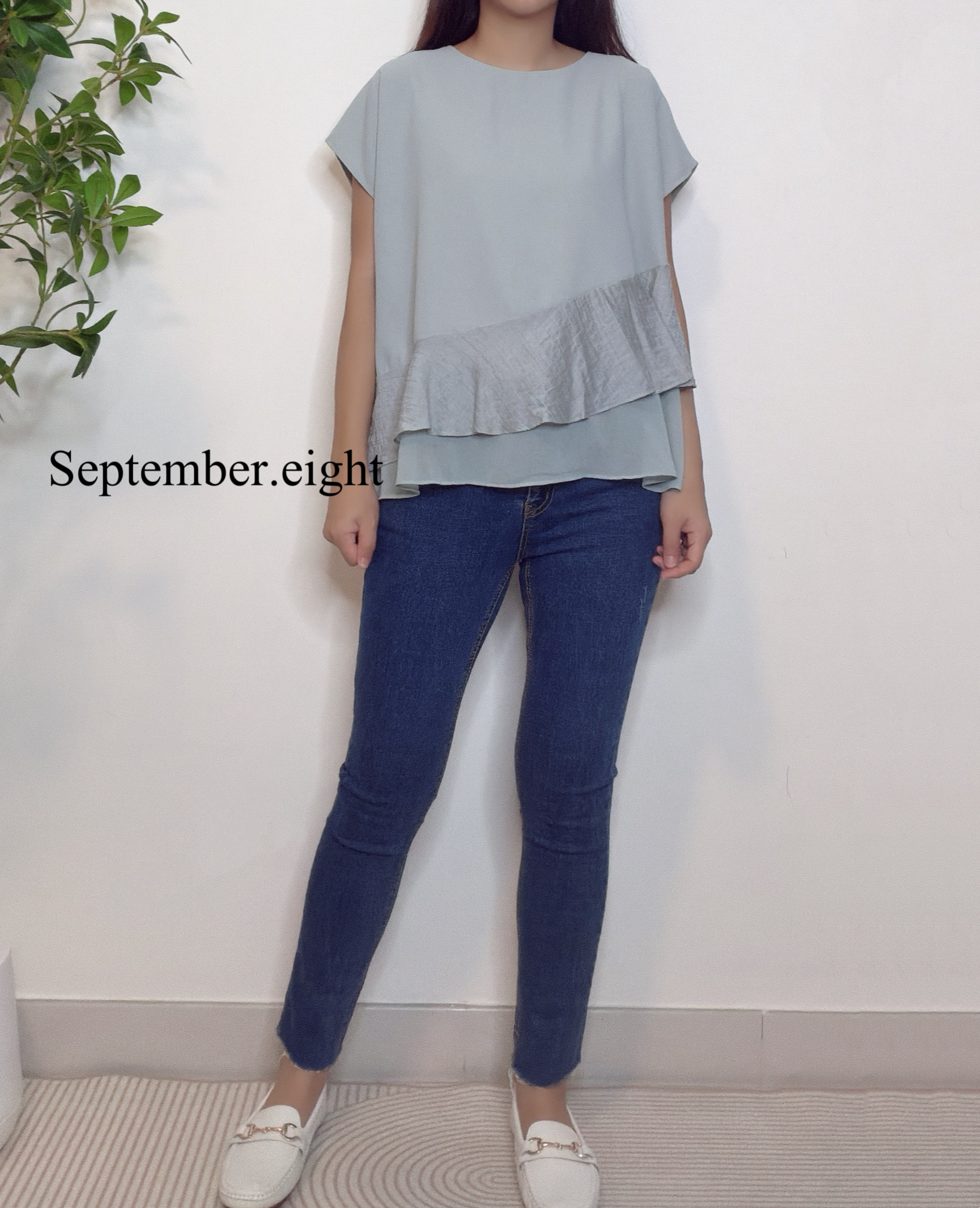 梳織斜ruffle Top