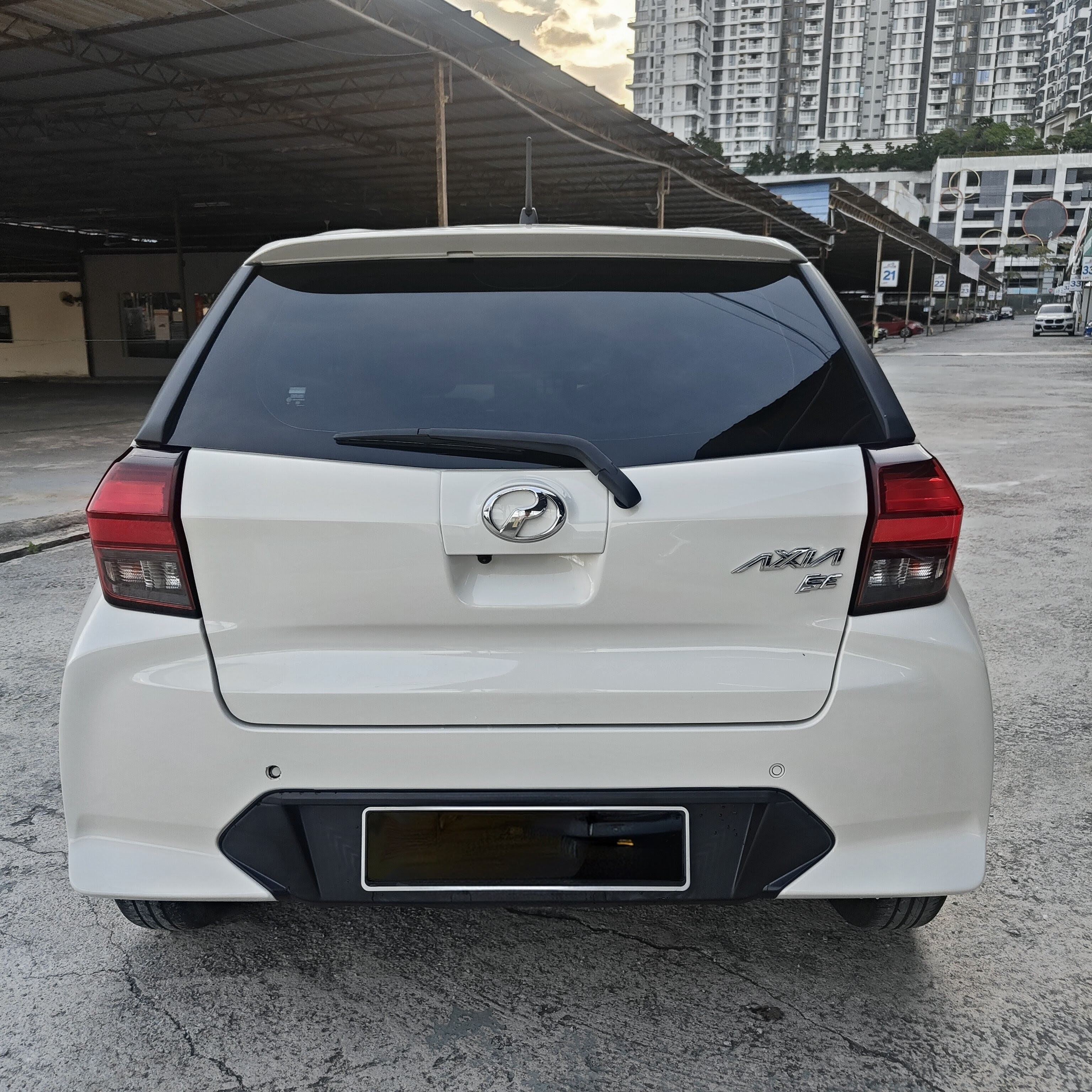 2023 PERODUA AXIA - 1.0 SE Sporty•Low Mileage• 99% CO
