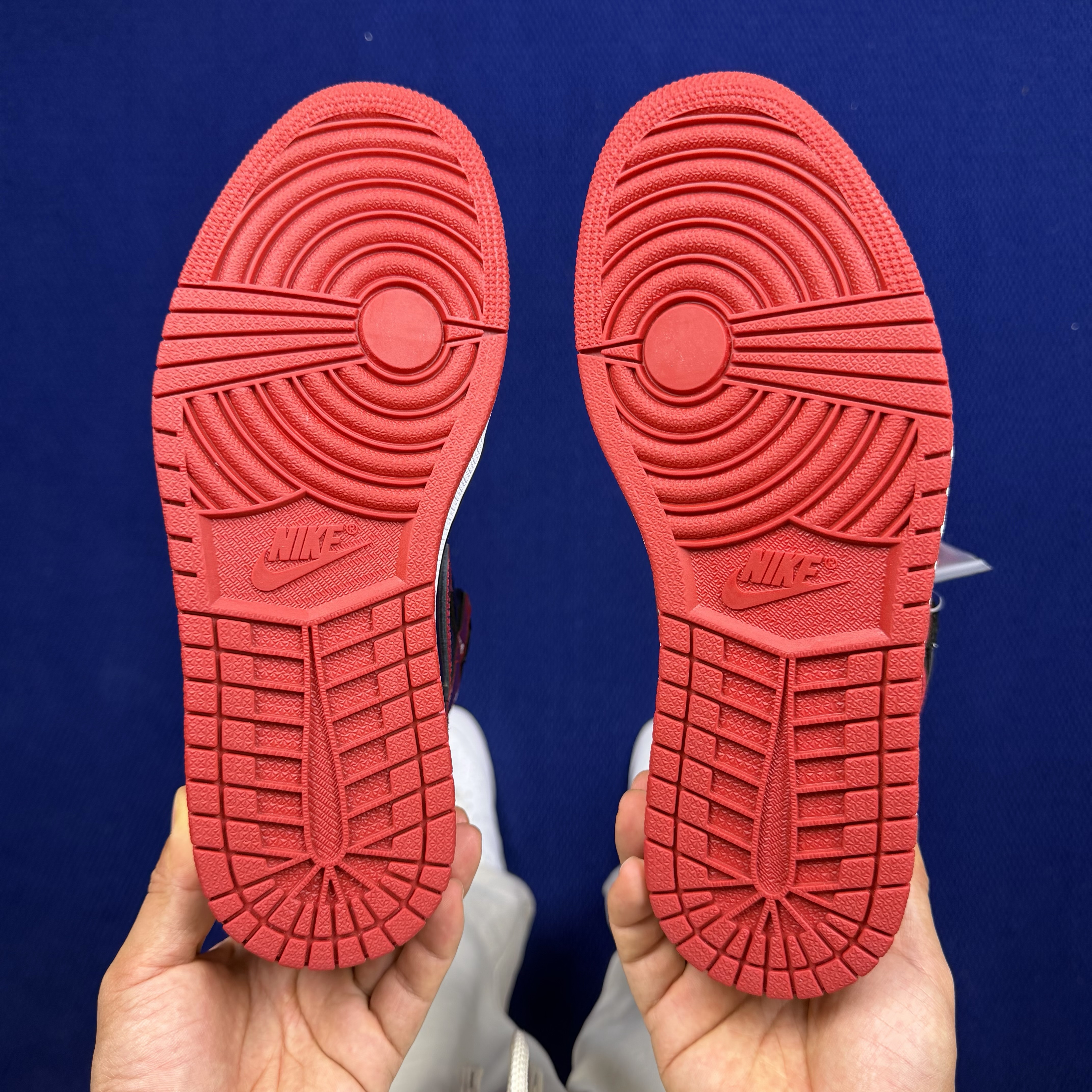 Nike Air Jordan 1 Retro High OG Patent Bred 555088-063