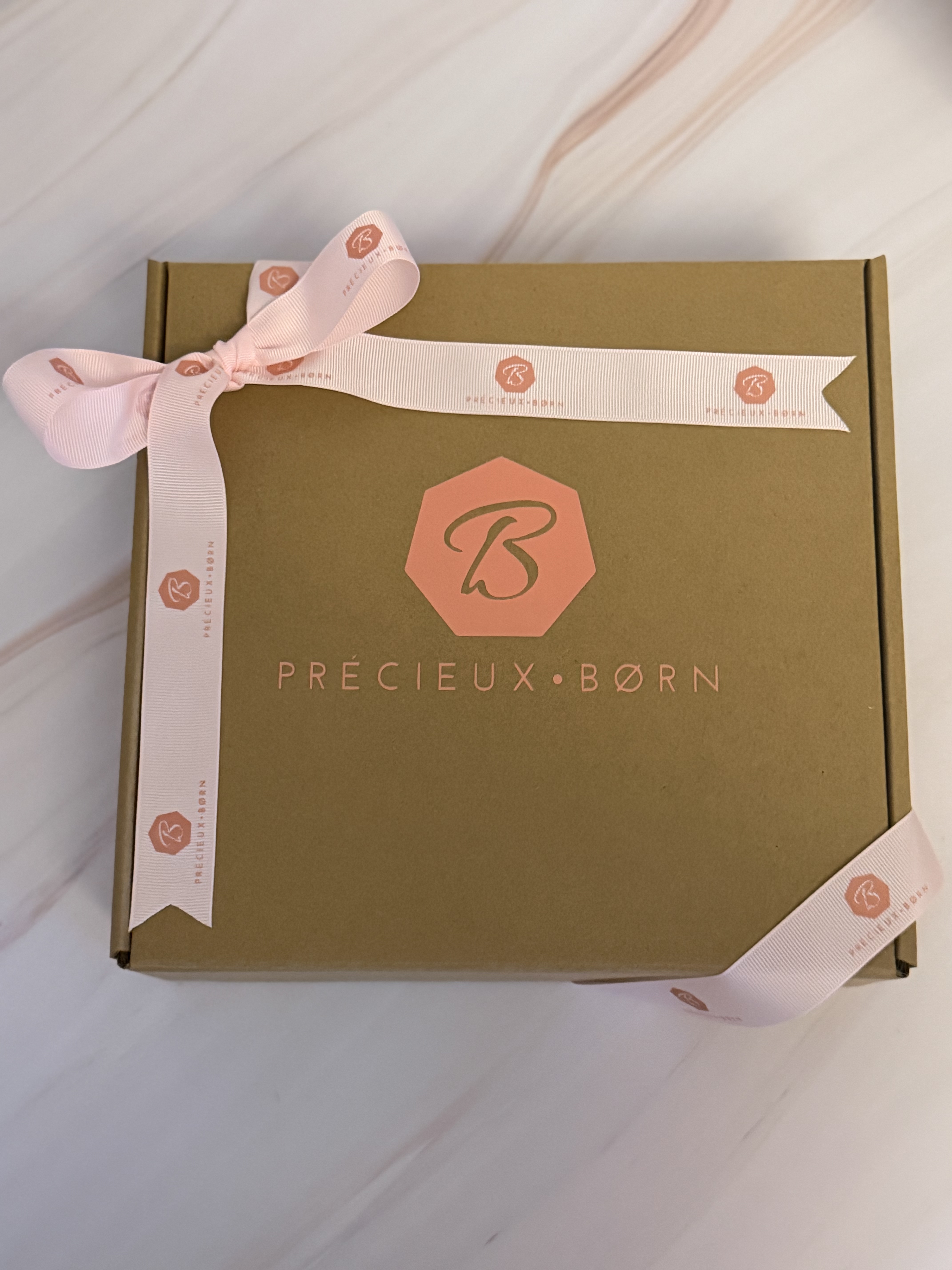 精美禮盒(連絲帶、手寫賀卡）