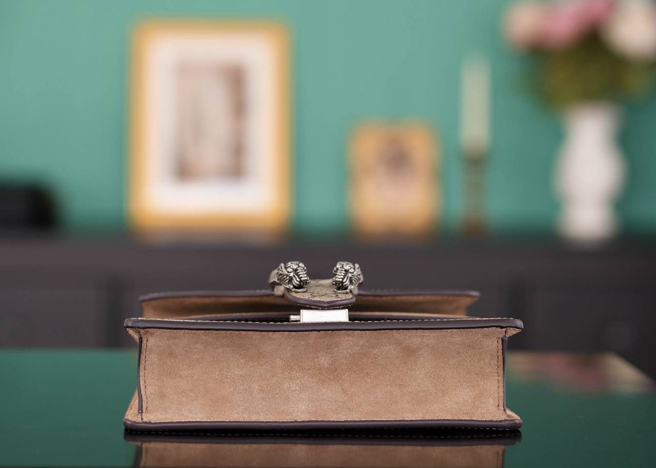 🥯GG Dionysus系列经典酒神 老花卡其 20cm GG家长青款，酒神里面的经典基础款 出镜率非常高 简直是穿搭利器 官方款号 421970 尺寸：20x15x5cm